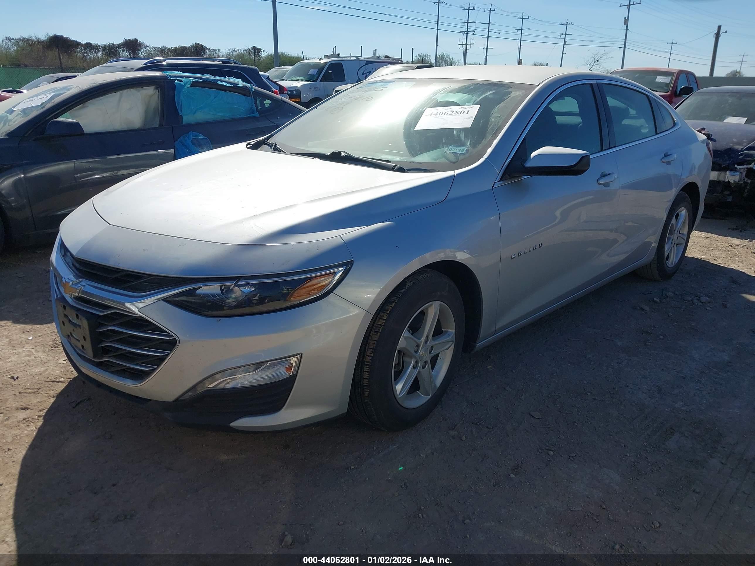 CHEVROLET MALIBU image 2