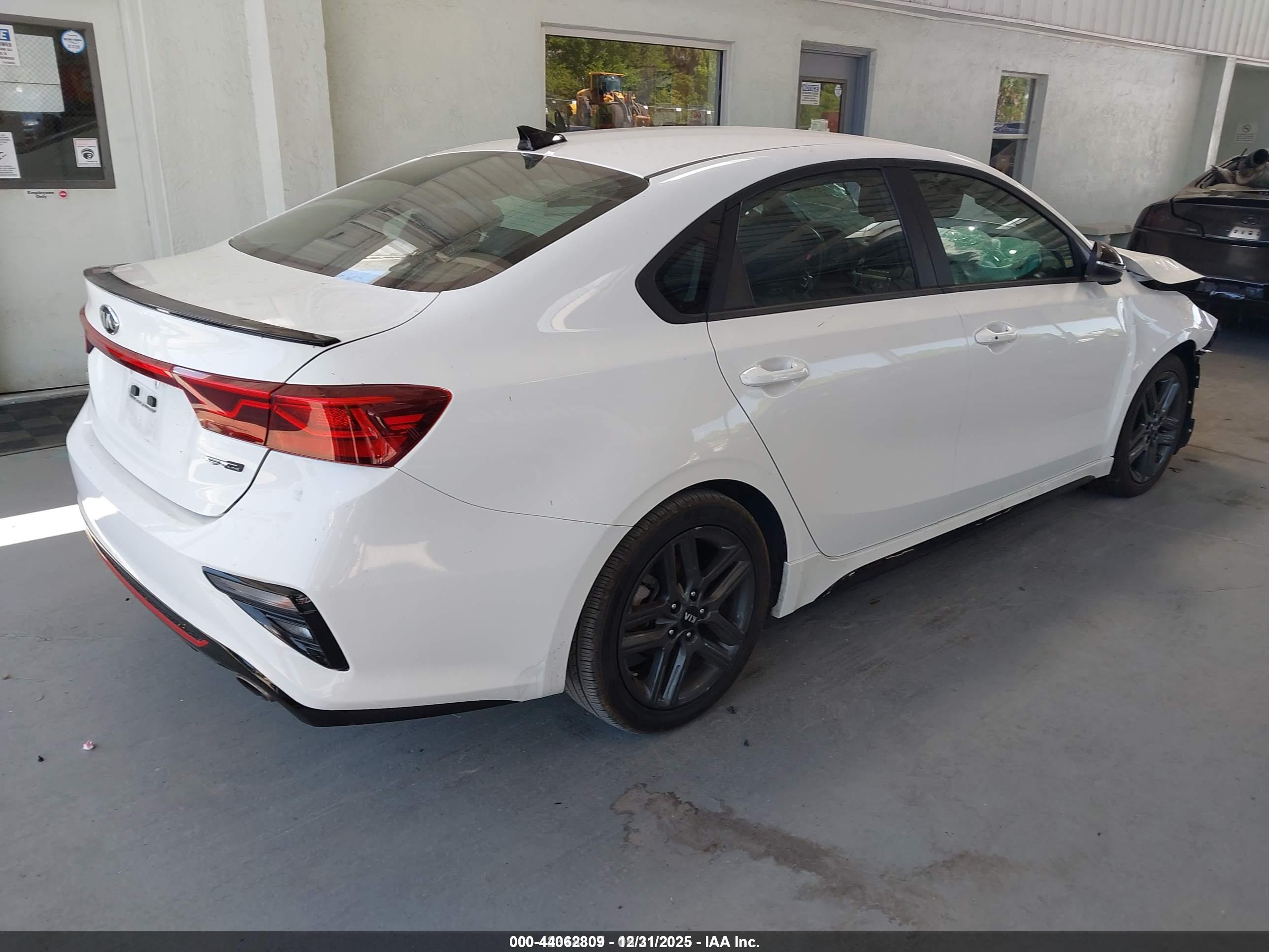 KIA FORTE image 4