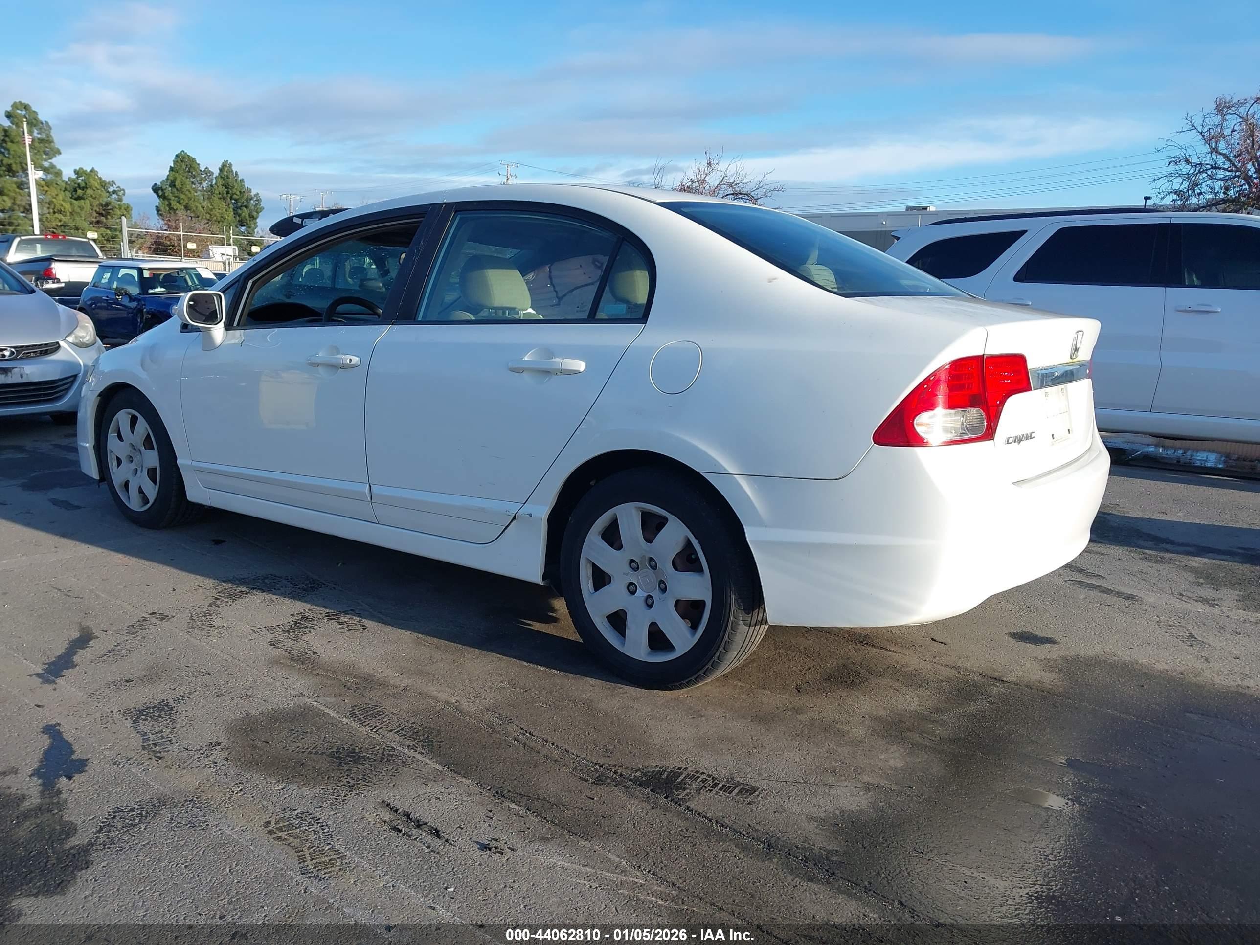 HONDA CIVIC image 3