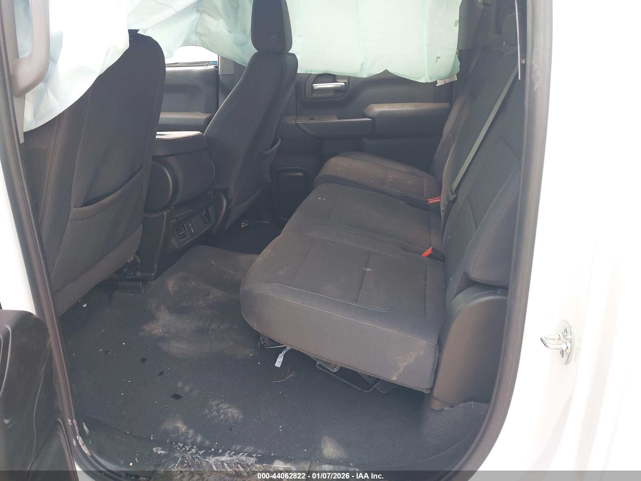 GMC SIERRA image 8
