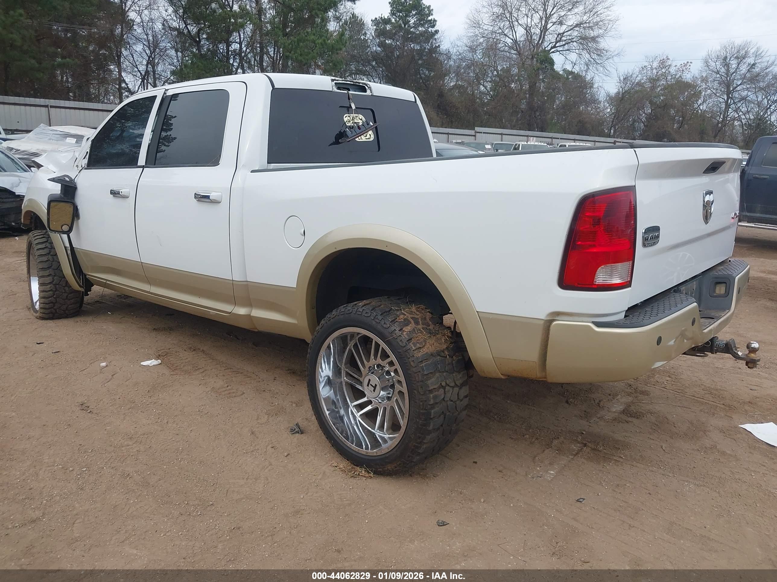 RAM 2500 image 3