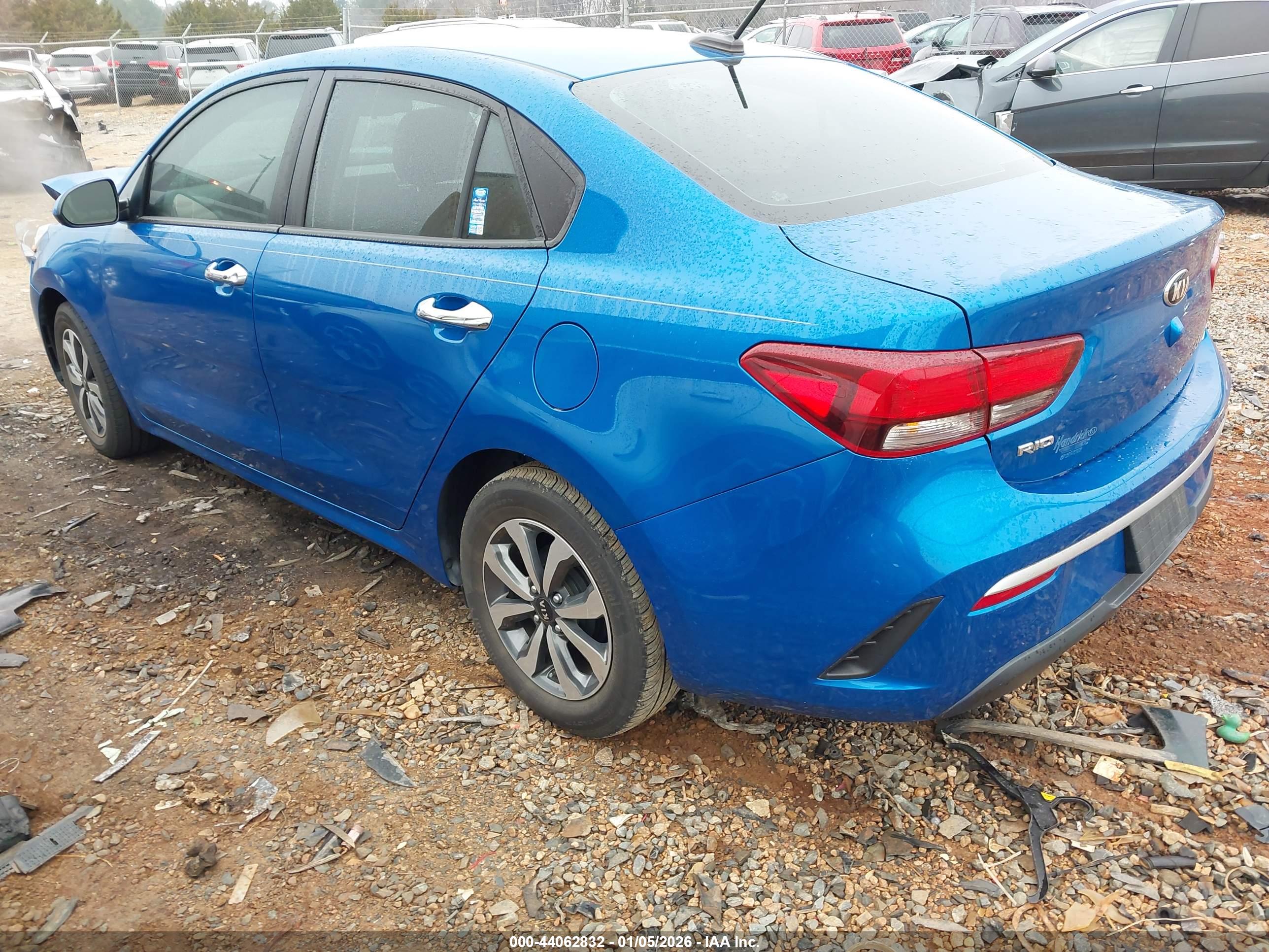 KIA RIO image 3