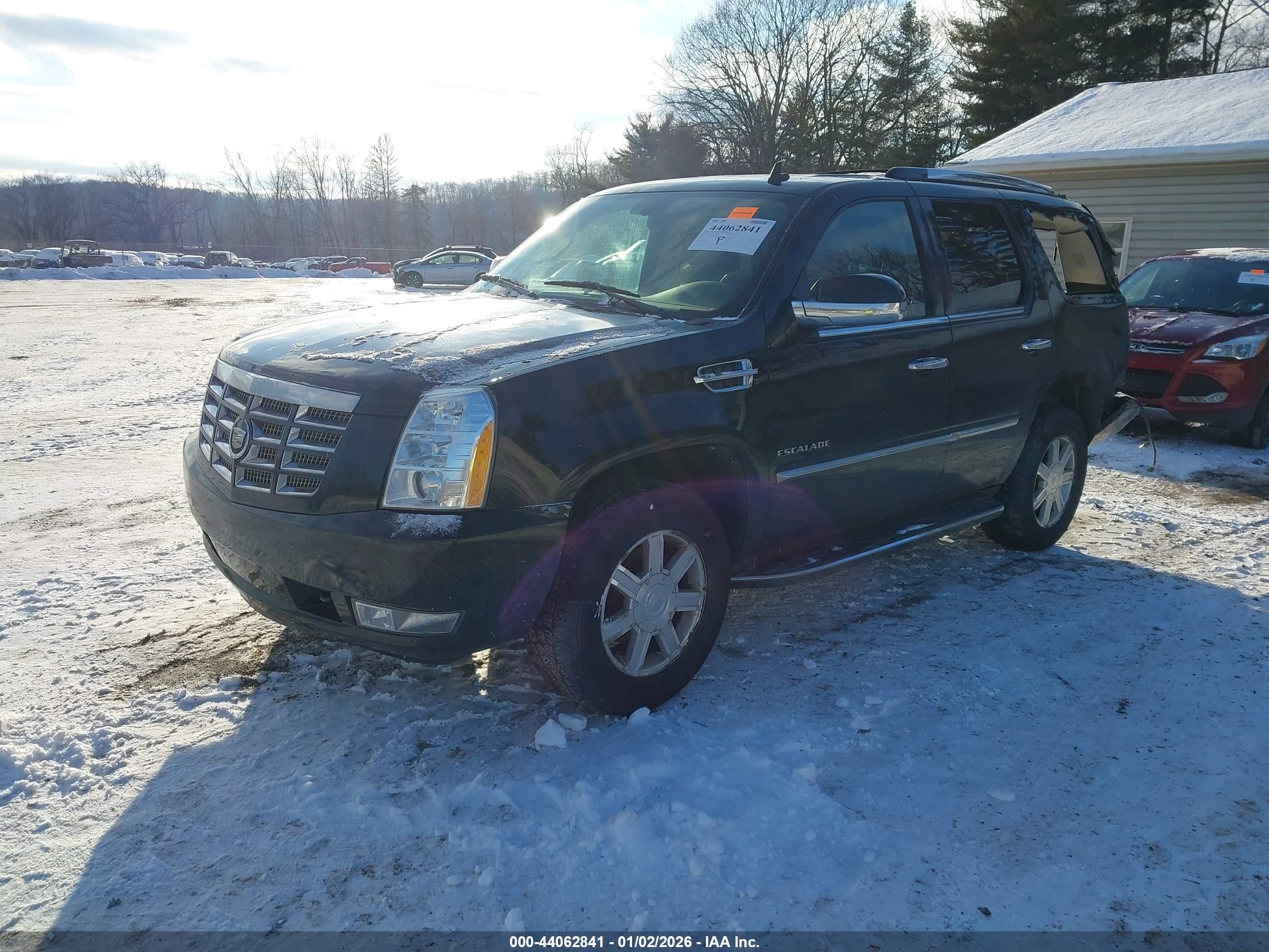 CADILLAC ESCALADE image 2
