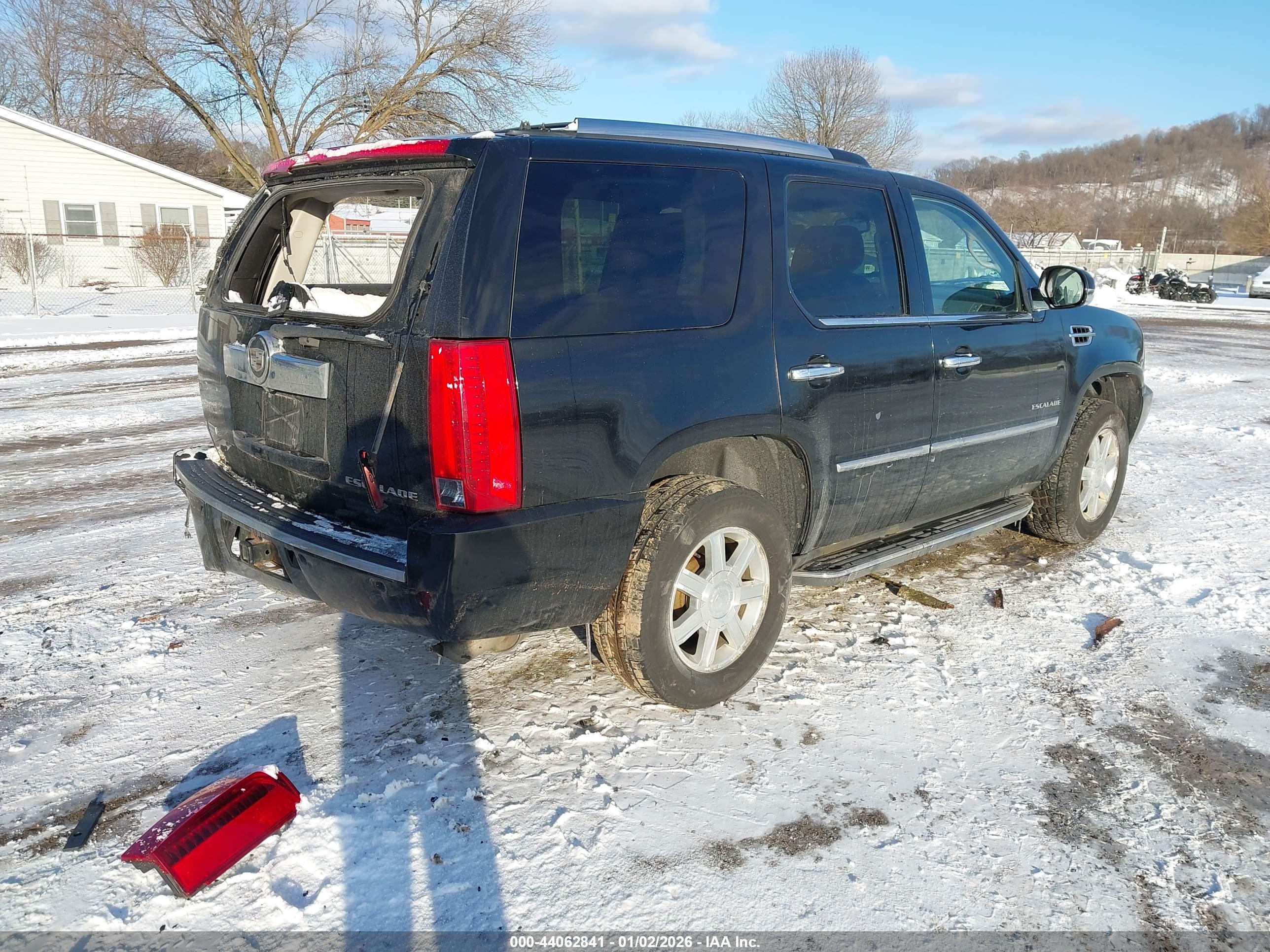 CADILLAC ESCALADE image 4