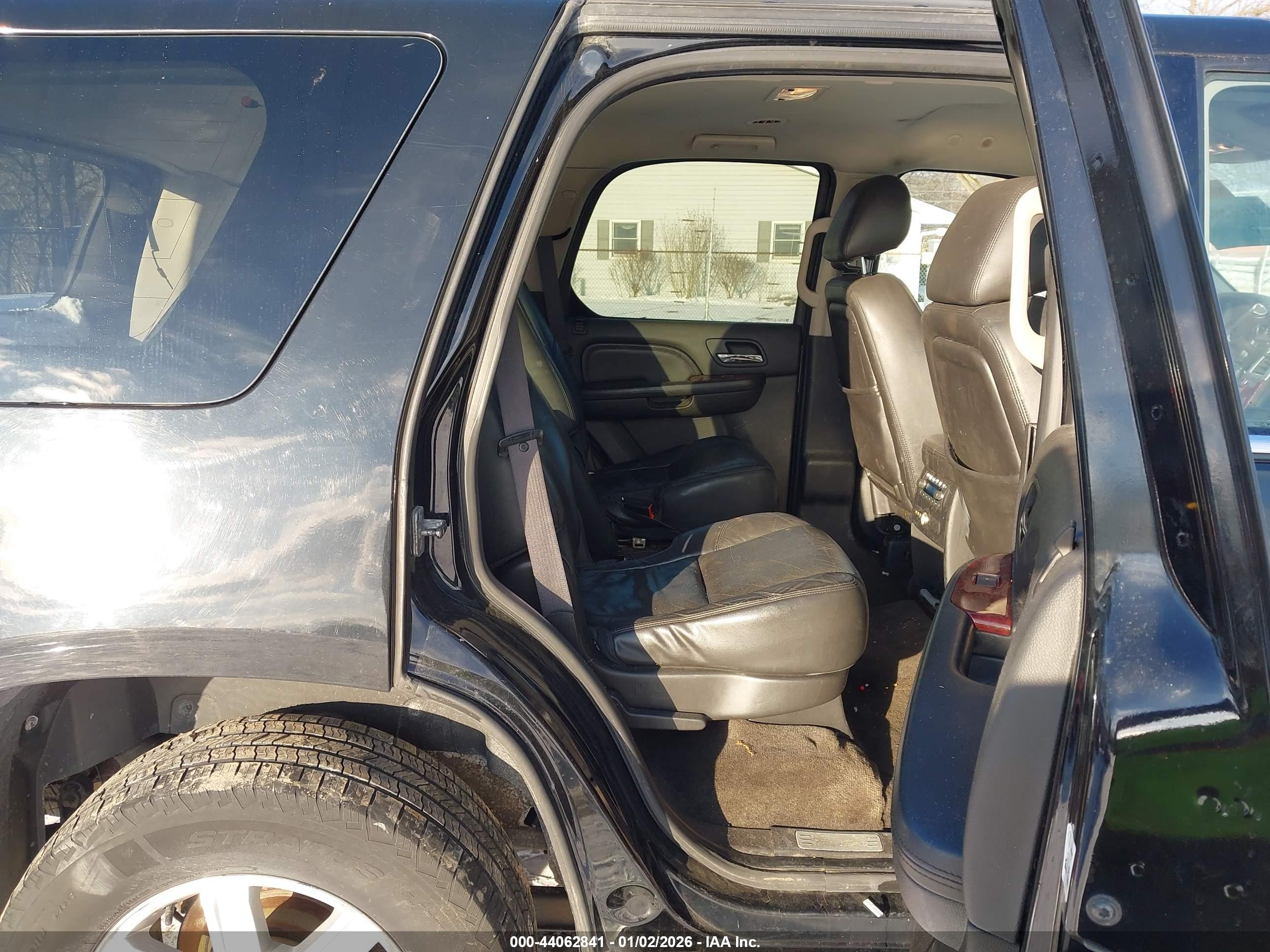 CADILLAC ESCALADE image 8