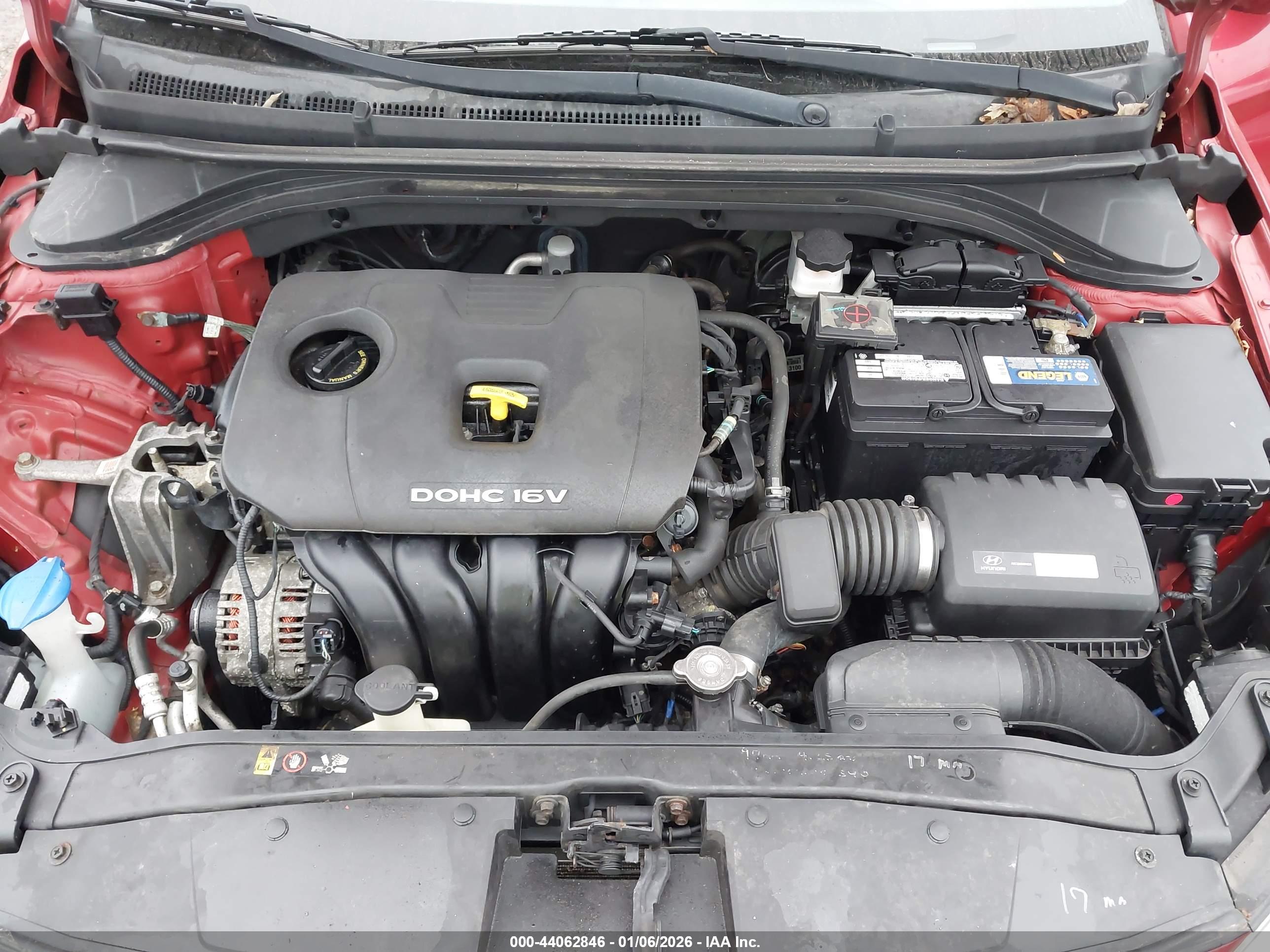 HYUNDAI ELANTRA image 10