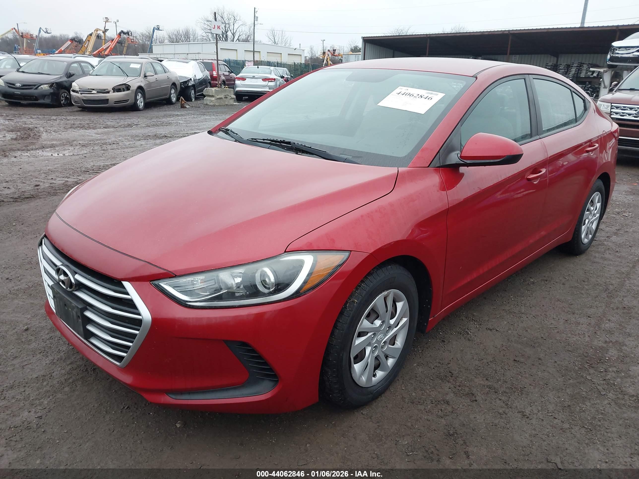 HYUNDAI ELANTRA image 2