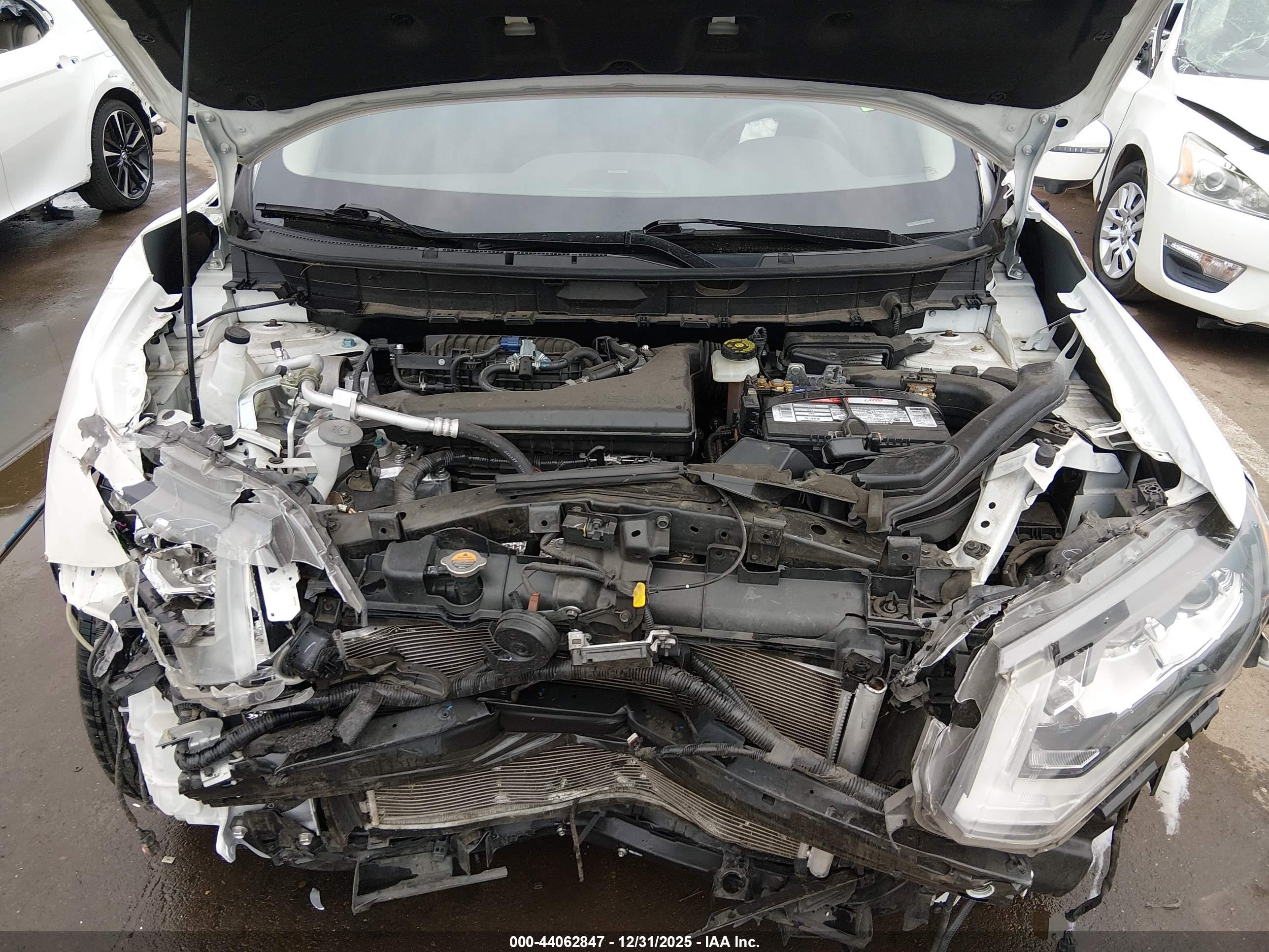 NISSAN ROGUE image 10