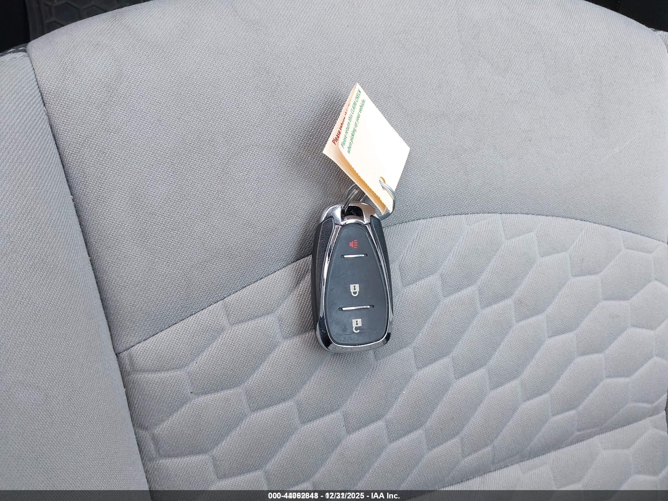 CHEVROLET EQUINOX image 11
