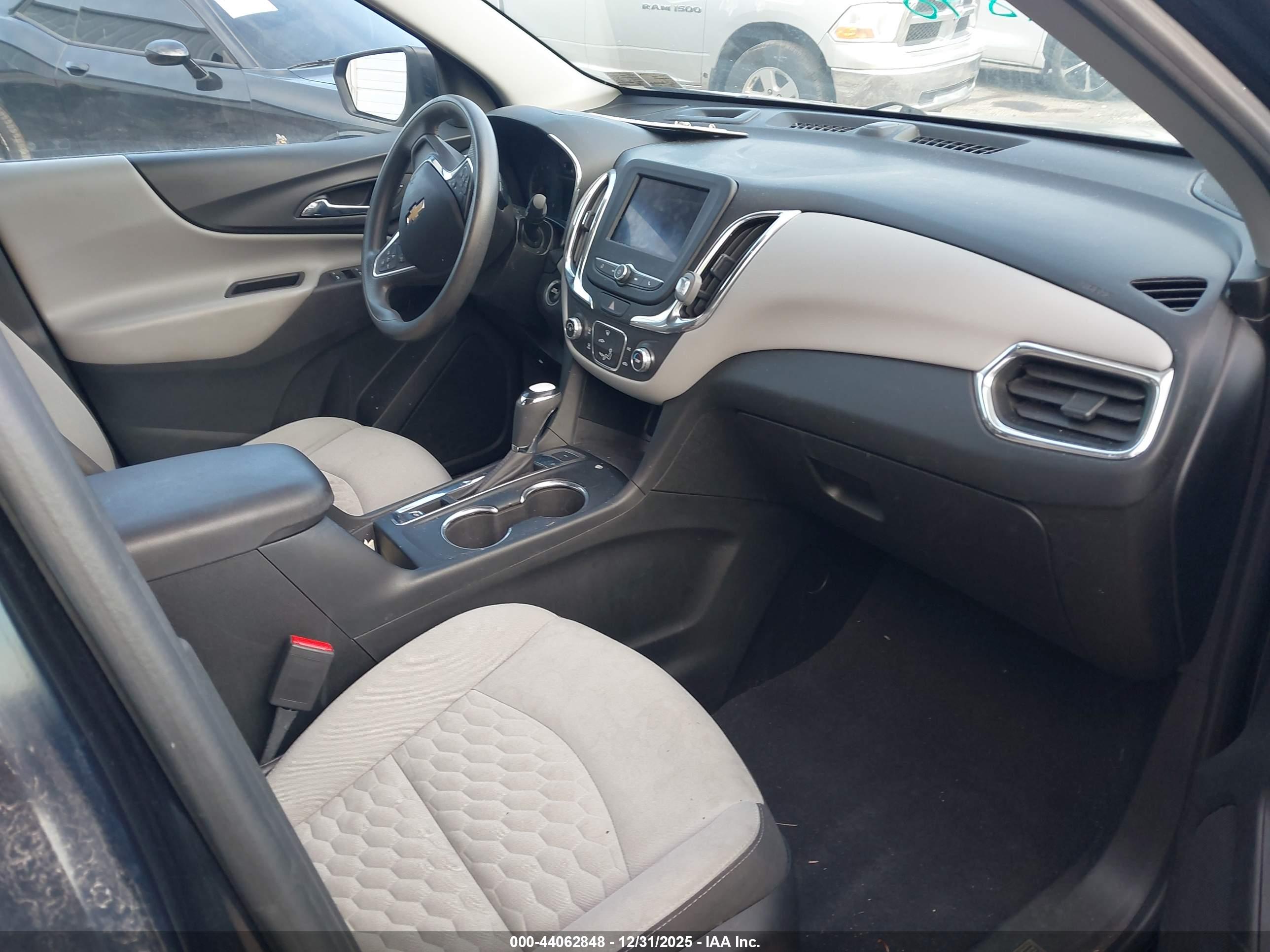 CHEVROLET EQUINOX image 5