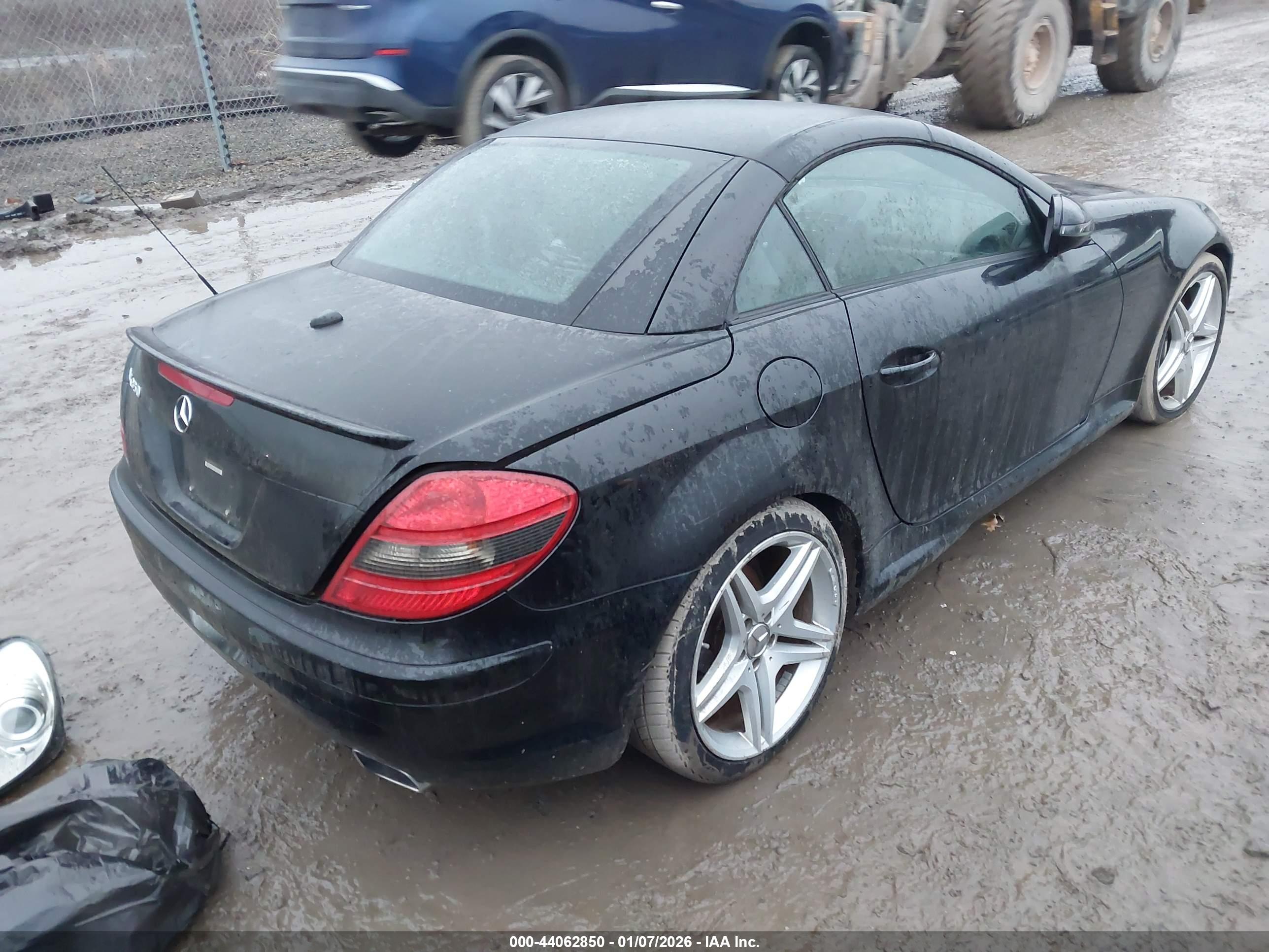 MERCEDES-BENZ SLK image 4