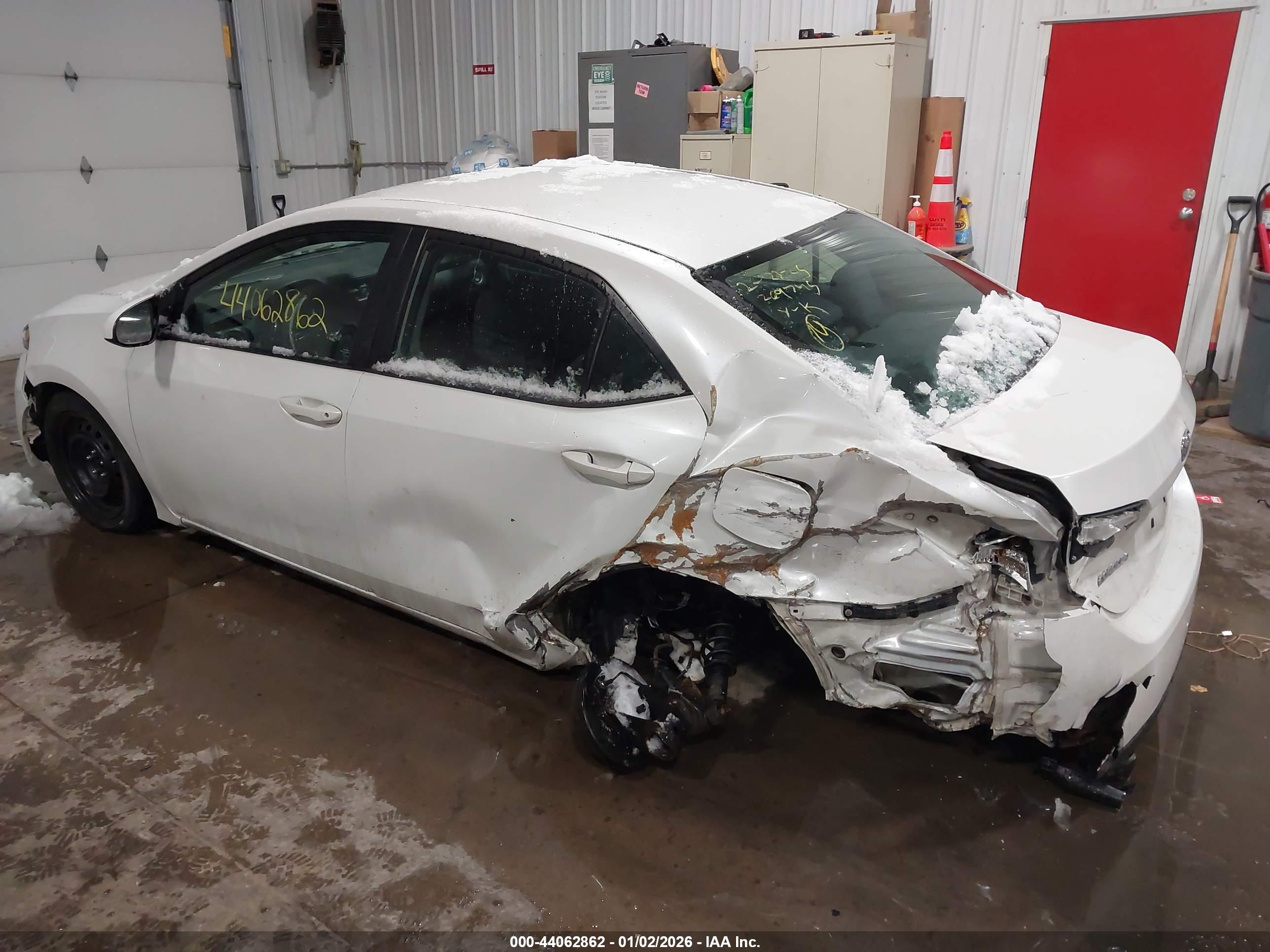 TOYOTA COROLLA image 3