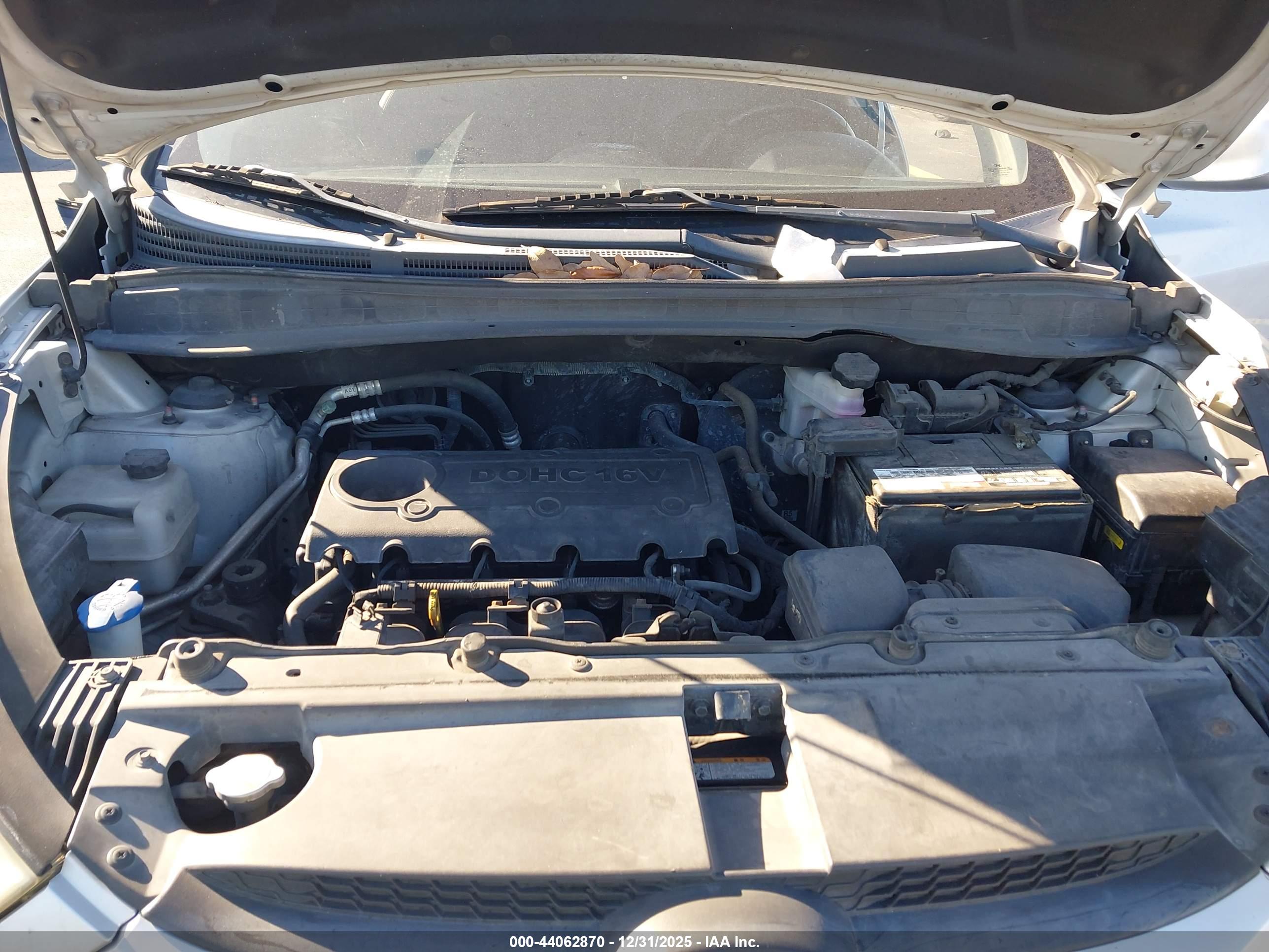 HYUNDAI TUCSON image 10