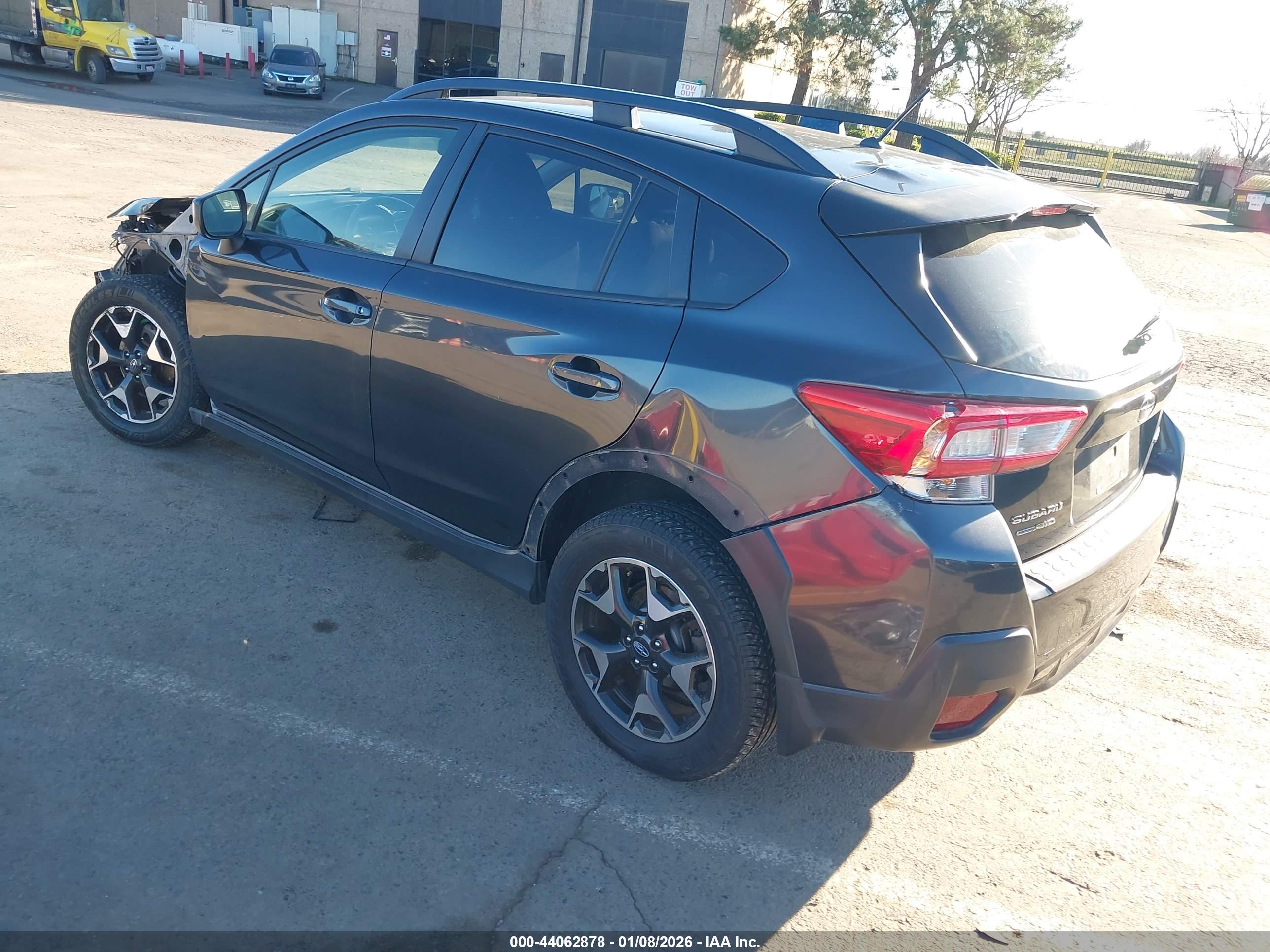 SUBARU CROSSTREK image 3