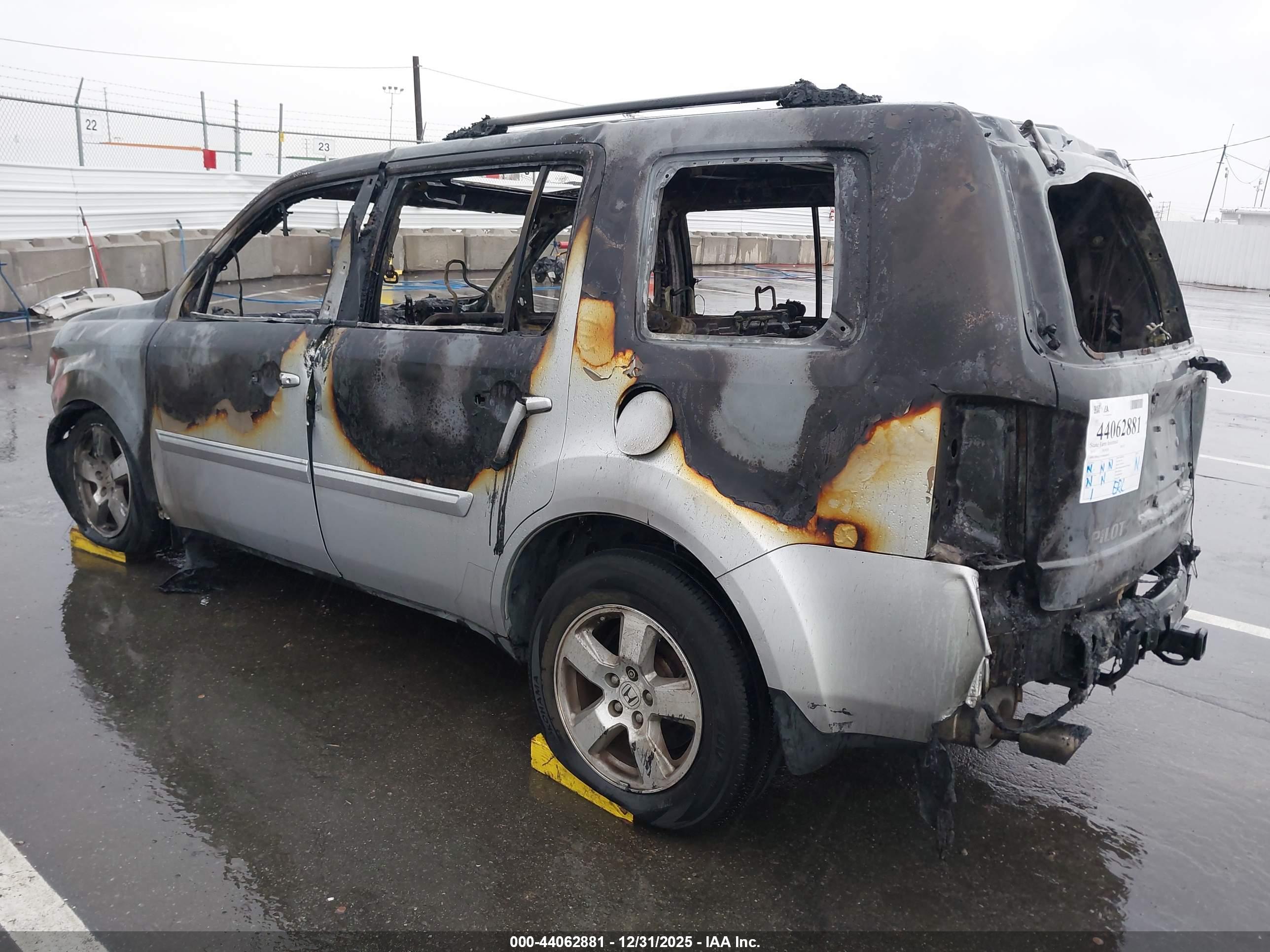 HONDA PILOT image 3