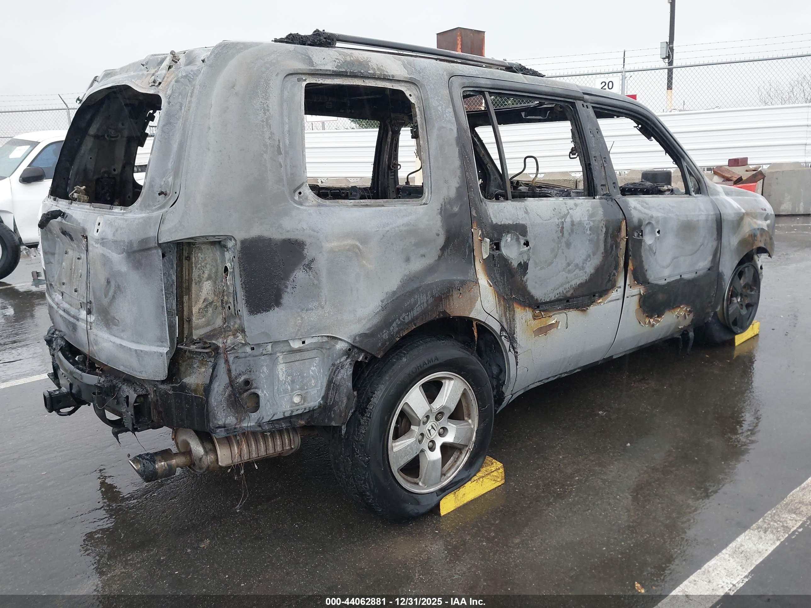 HONDA PILOT image 4
