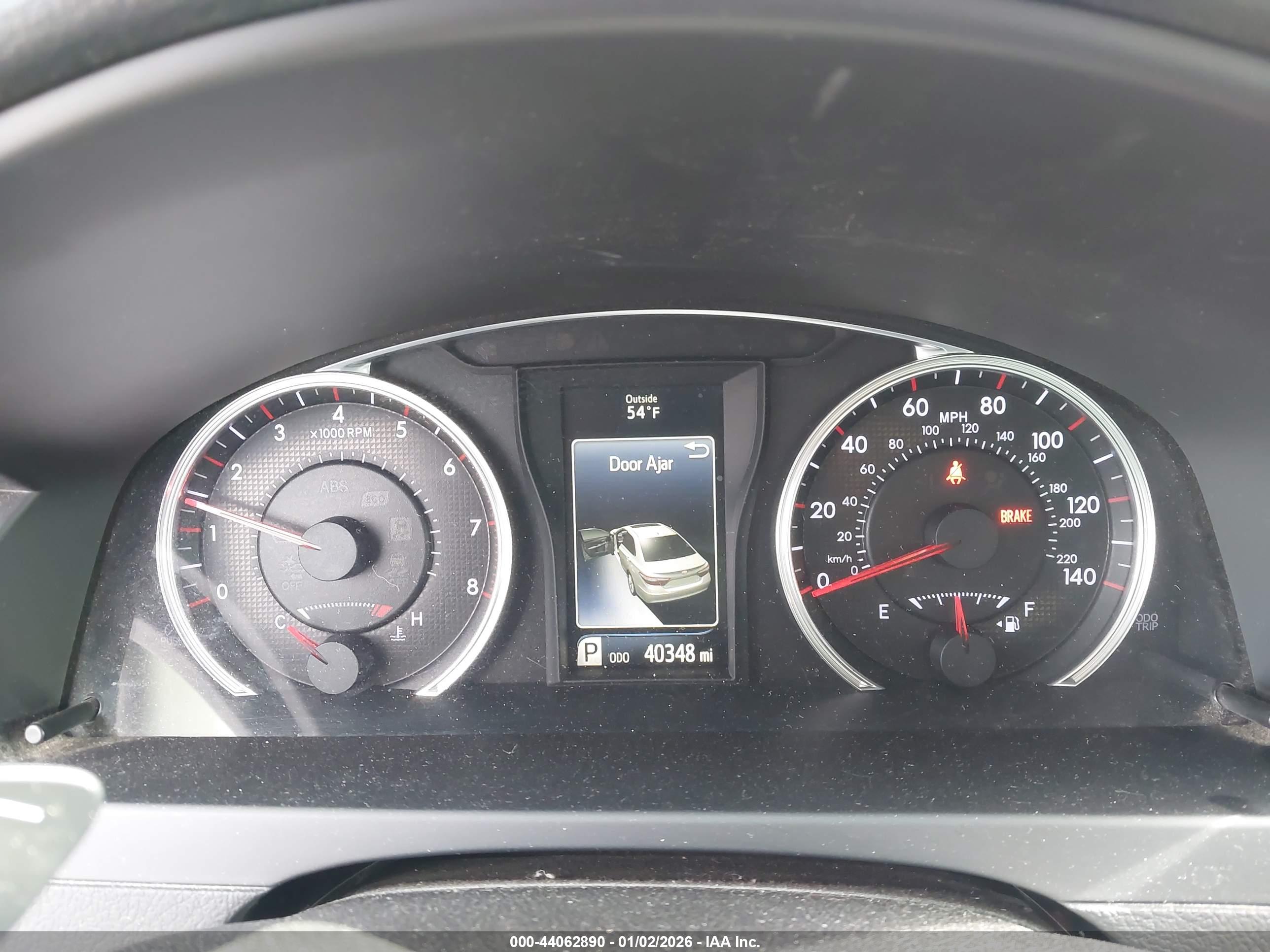 TOYOTA CAMRY image 7