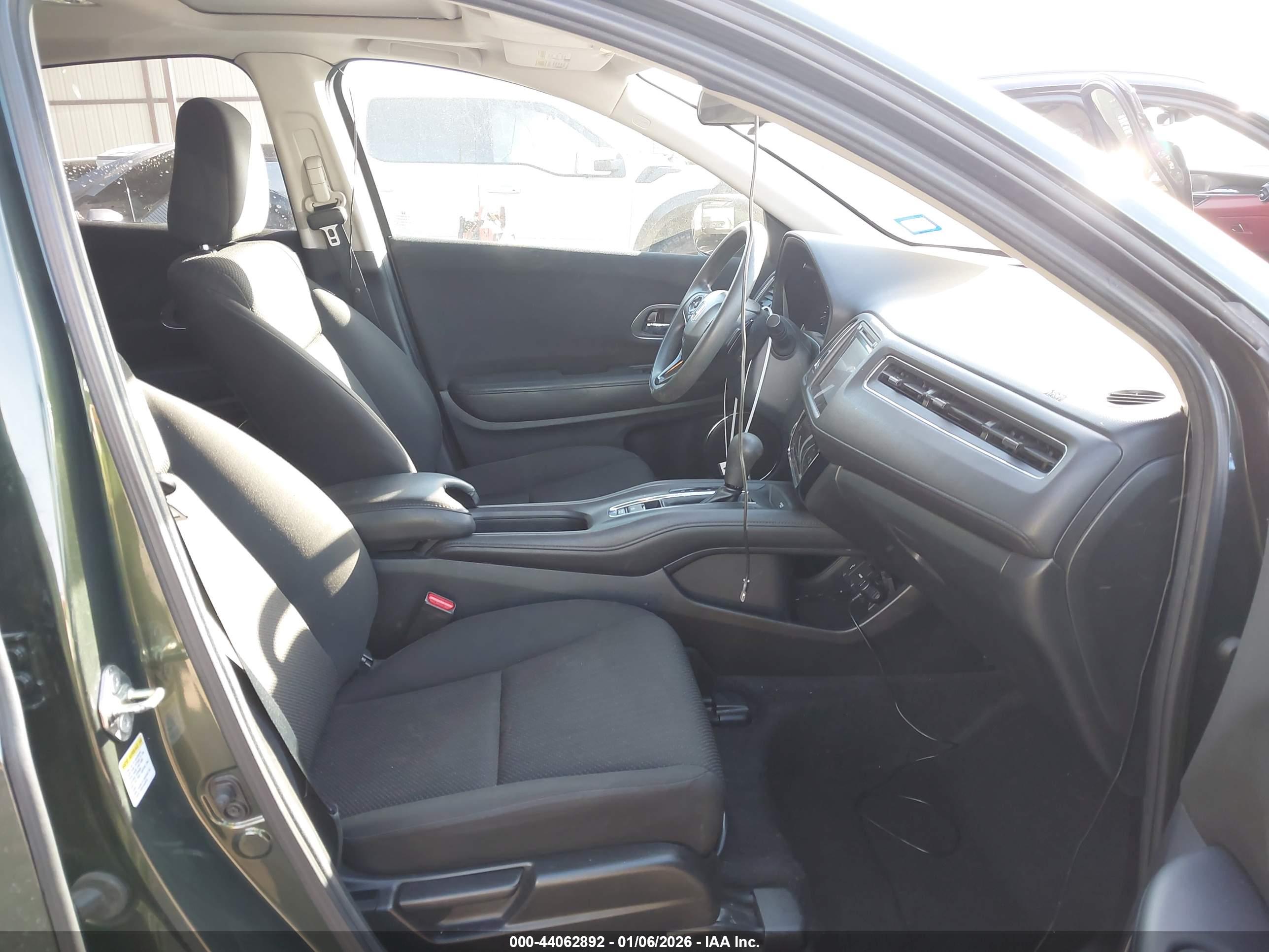 HONDA HR-V image 5