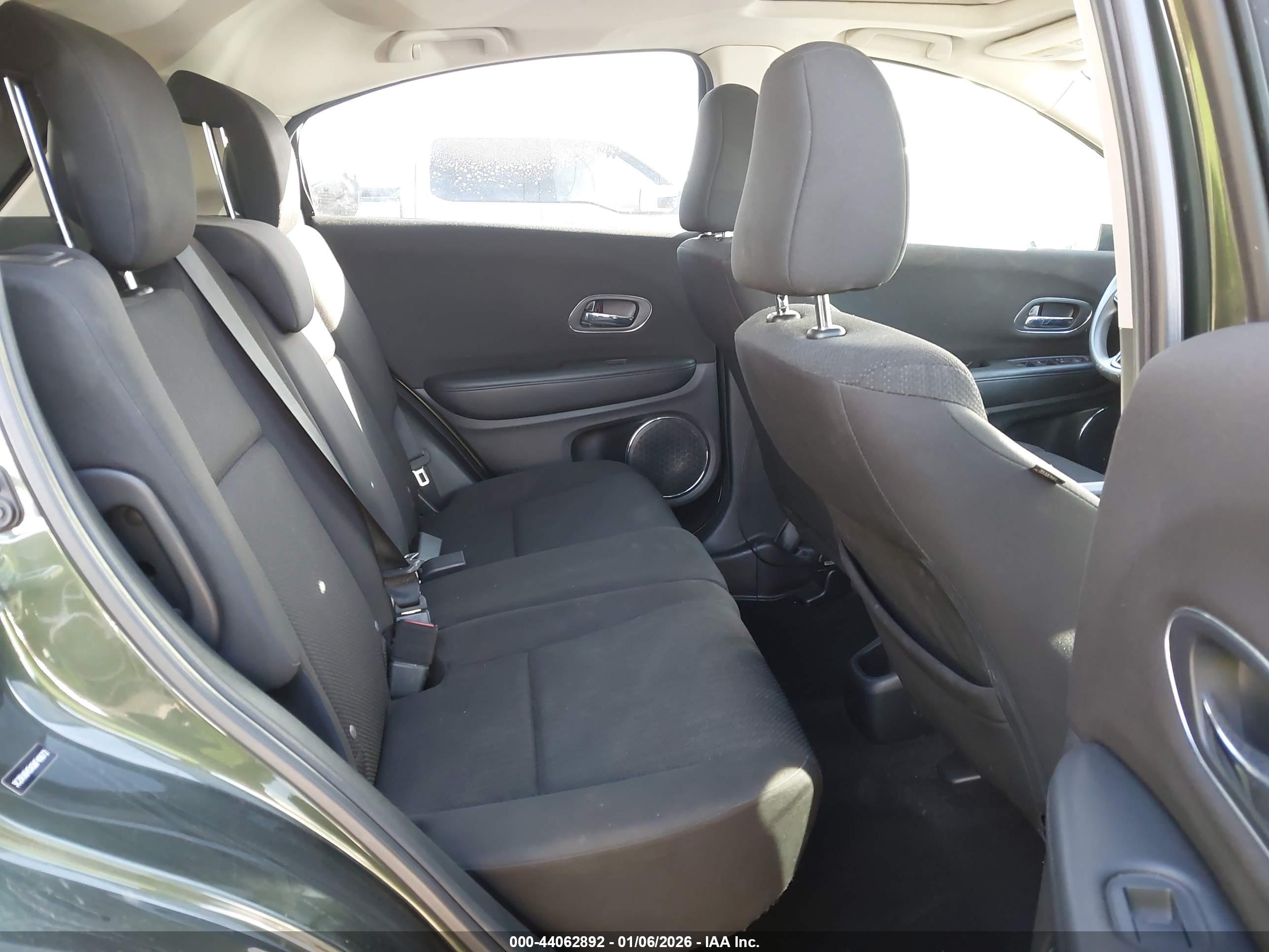 HONDA HR-V image 8