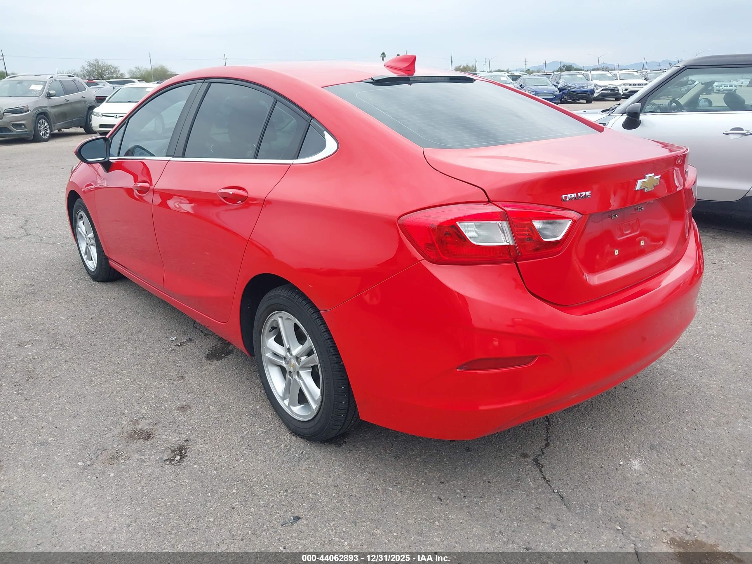 CHEVROLET CRUZE image 3