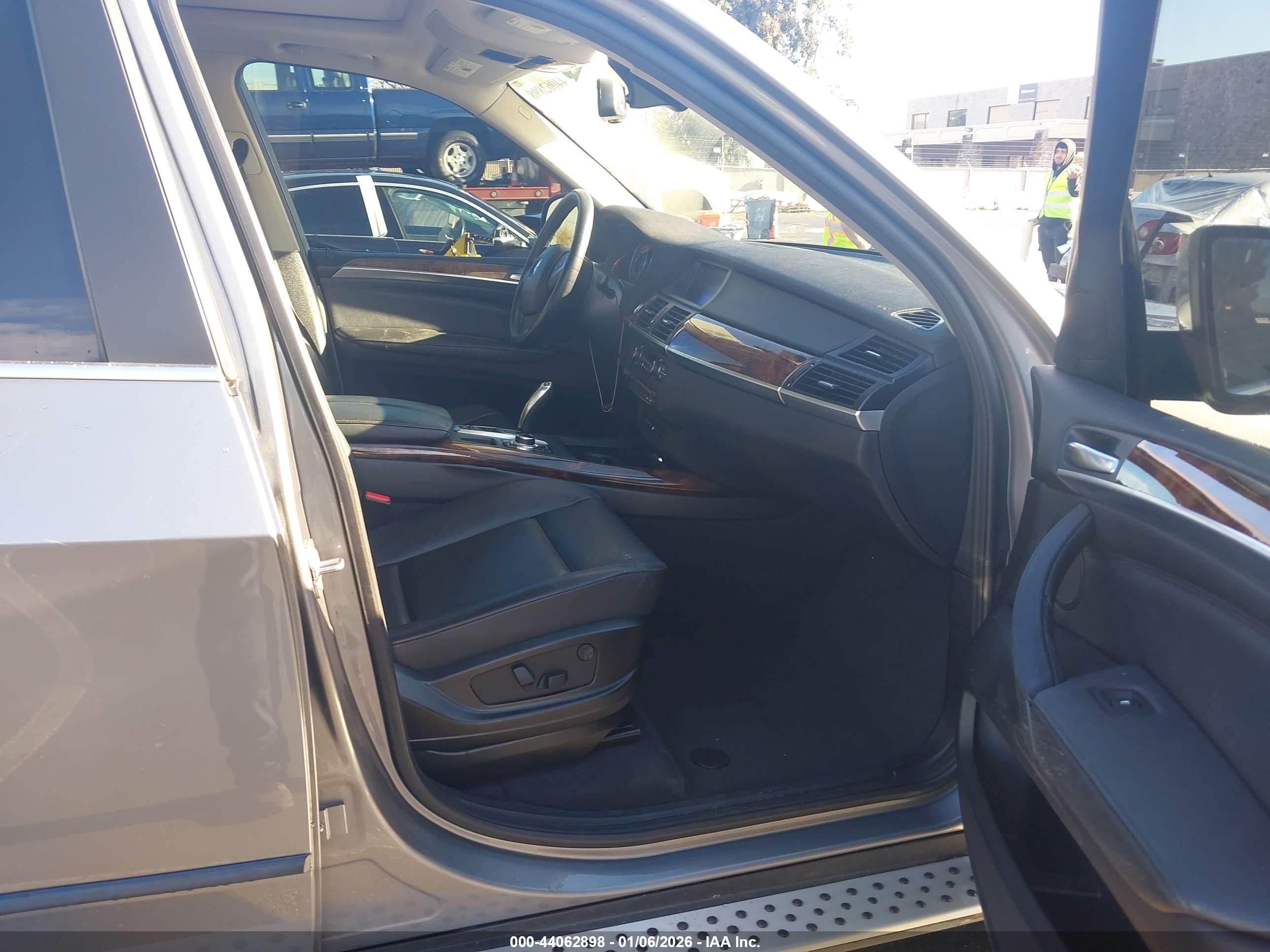 BMW X5 image 5