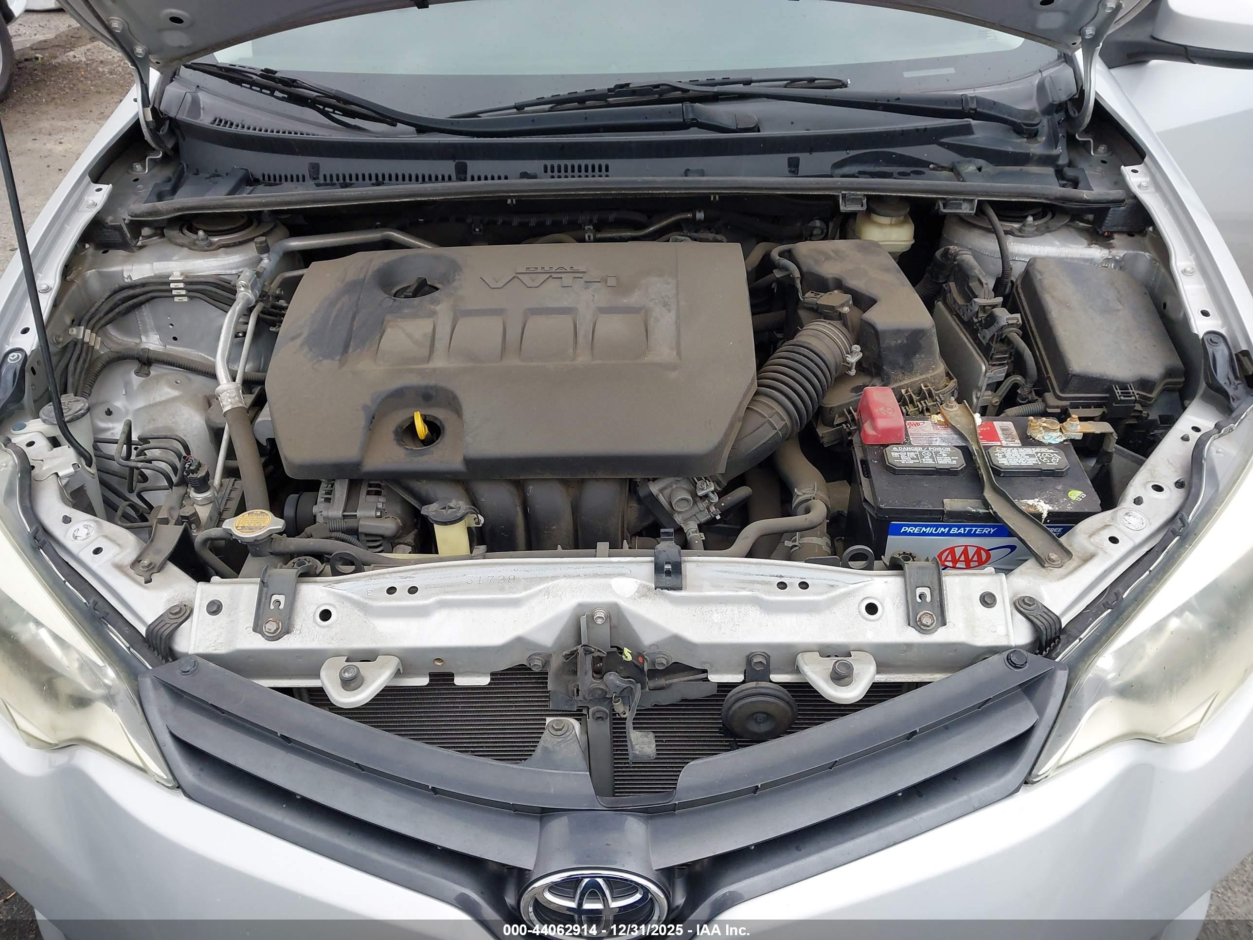 TOYOTA COROLLA image 10
