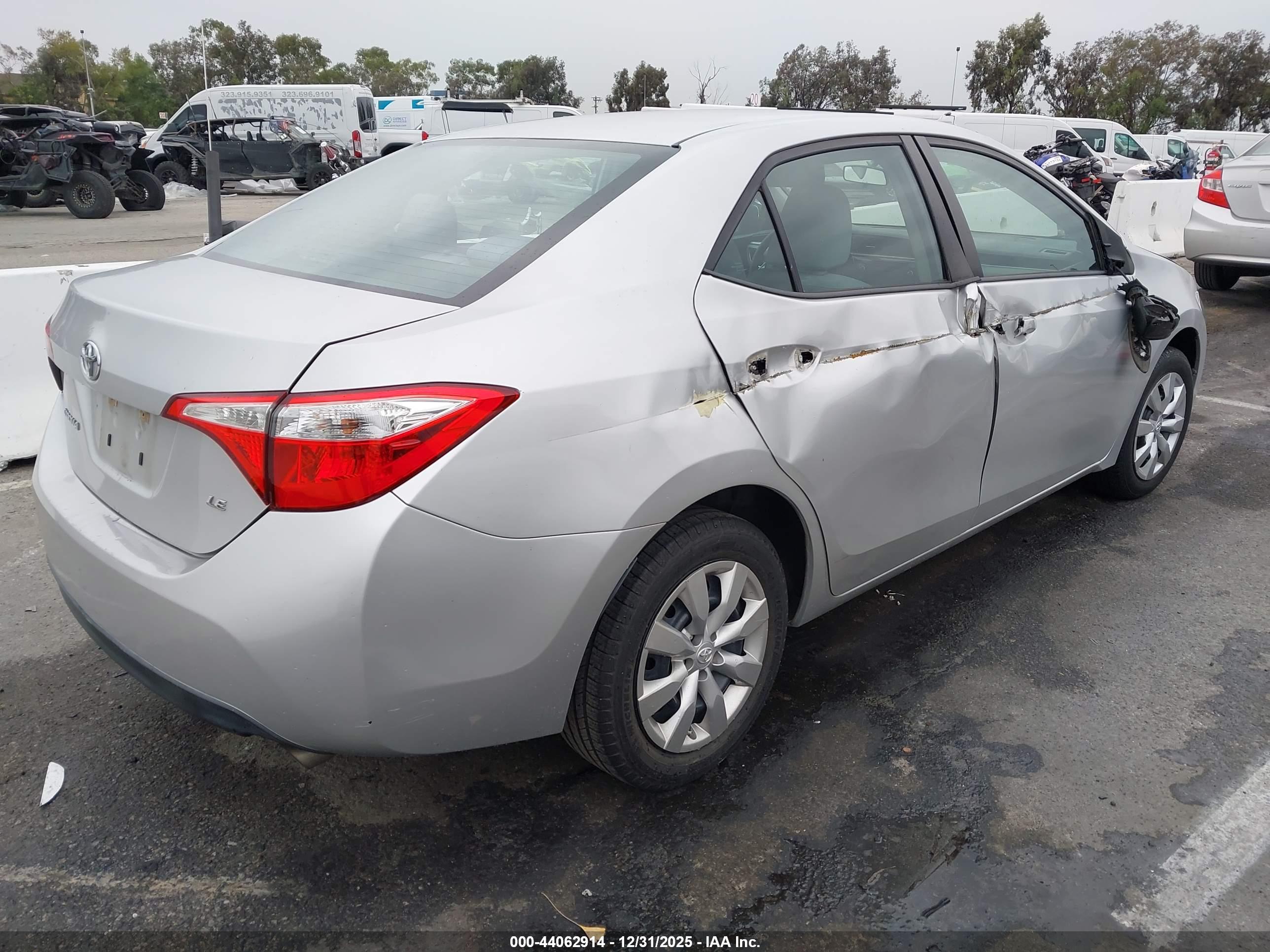 TOYOTA COROLLA image 4