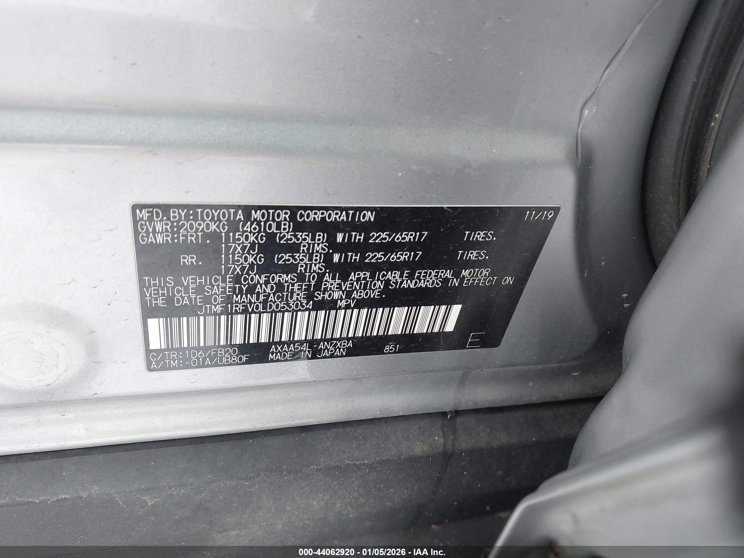 TOYOTA RAV4 image 9