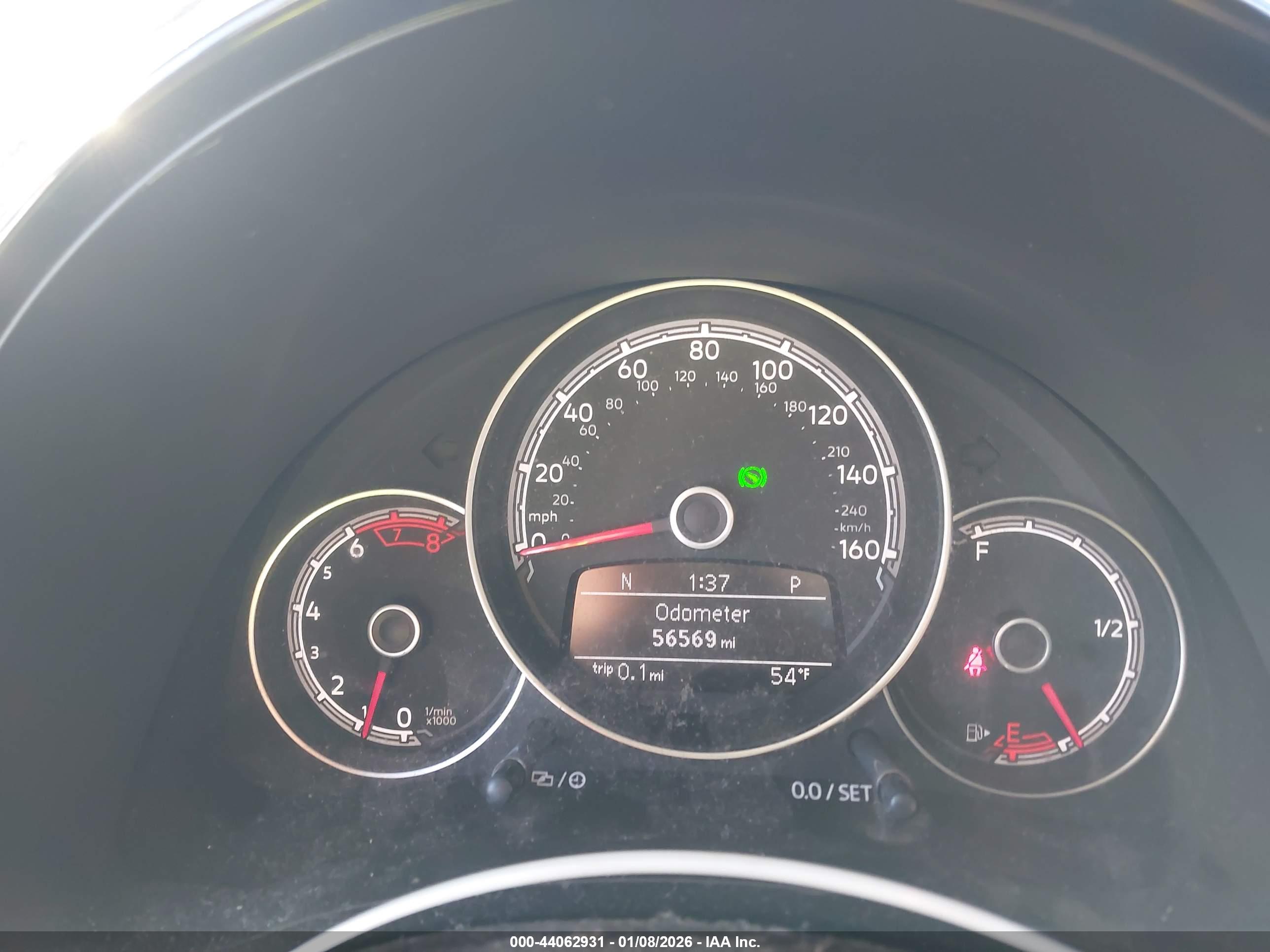 VOLKSWAGEN BEETLE image 7