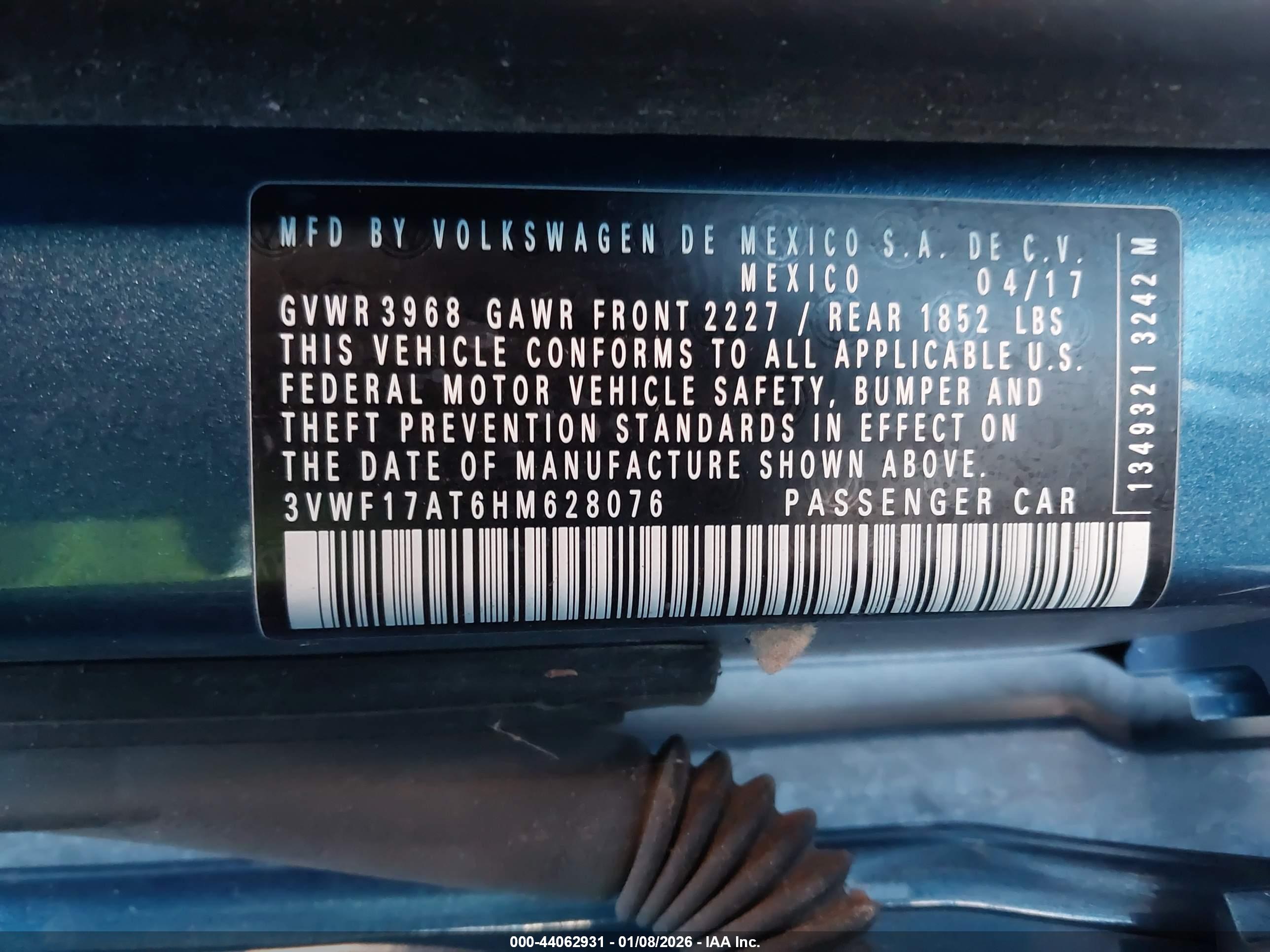 VOLKSWAGEN BEETLE image 9