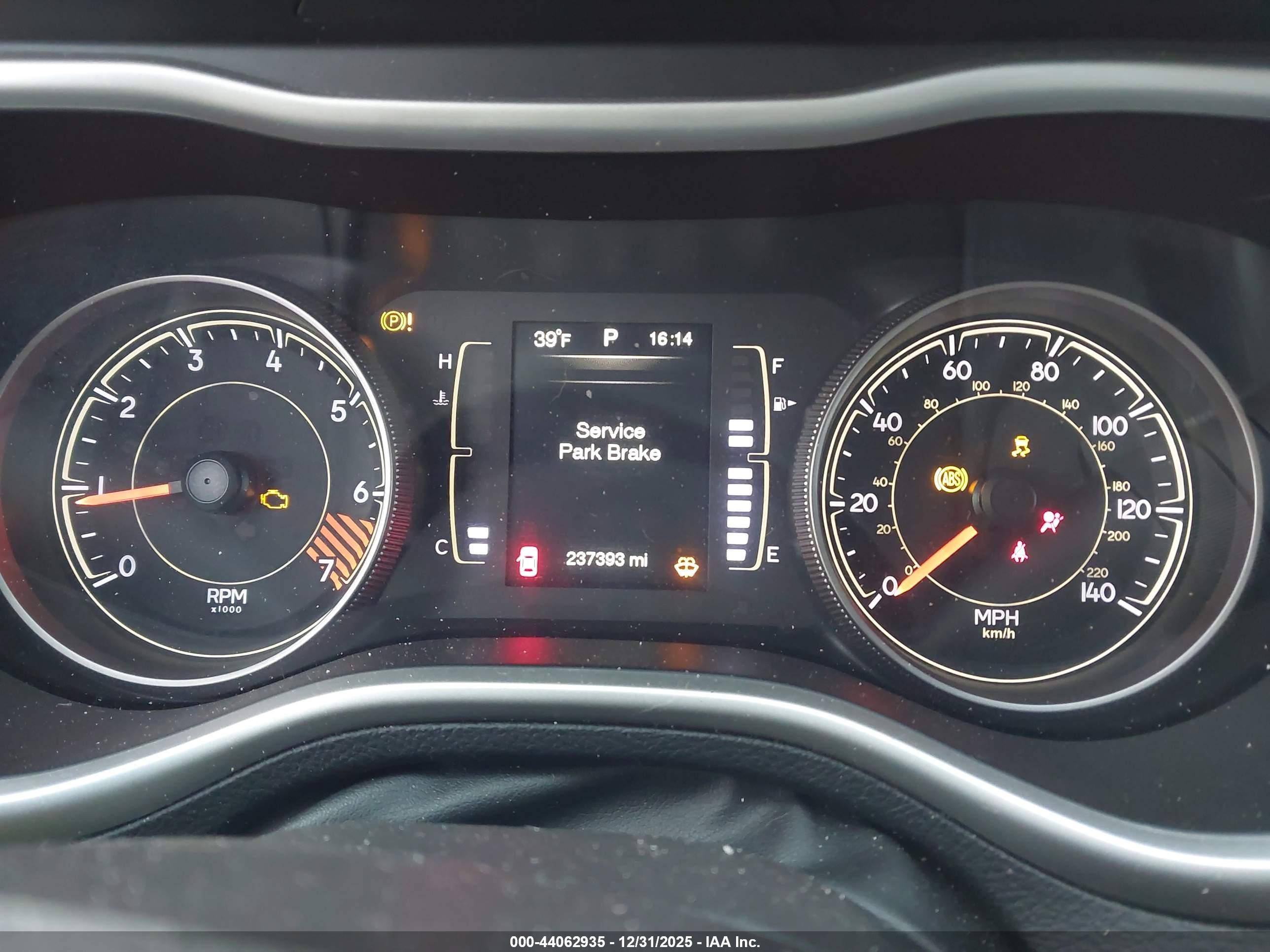 JEEP CHEROKEE image 7