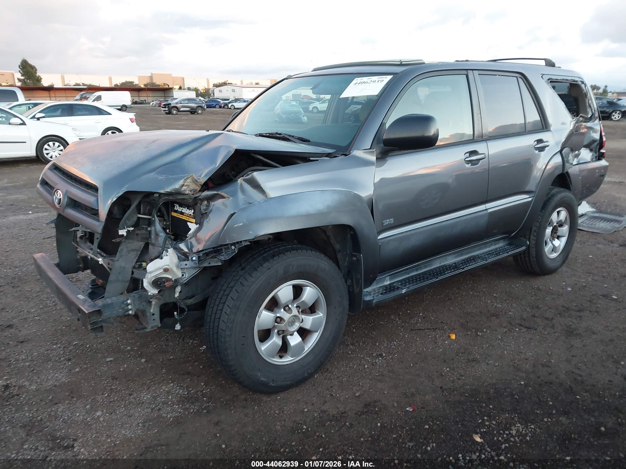 TOYOTA 4RUNNER image 2