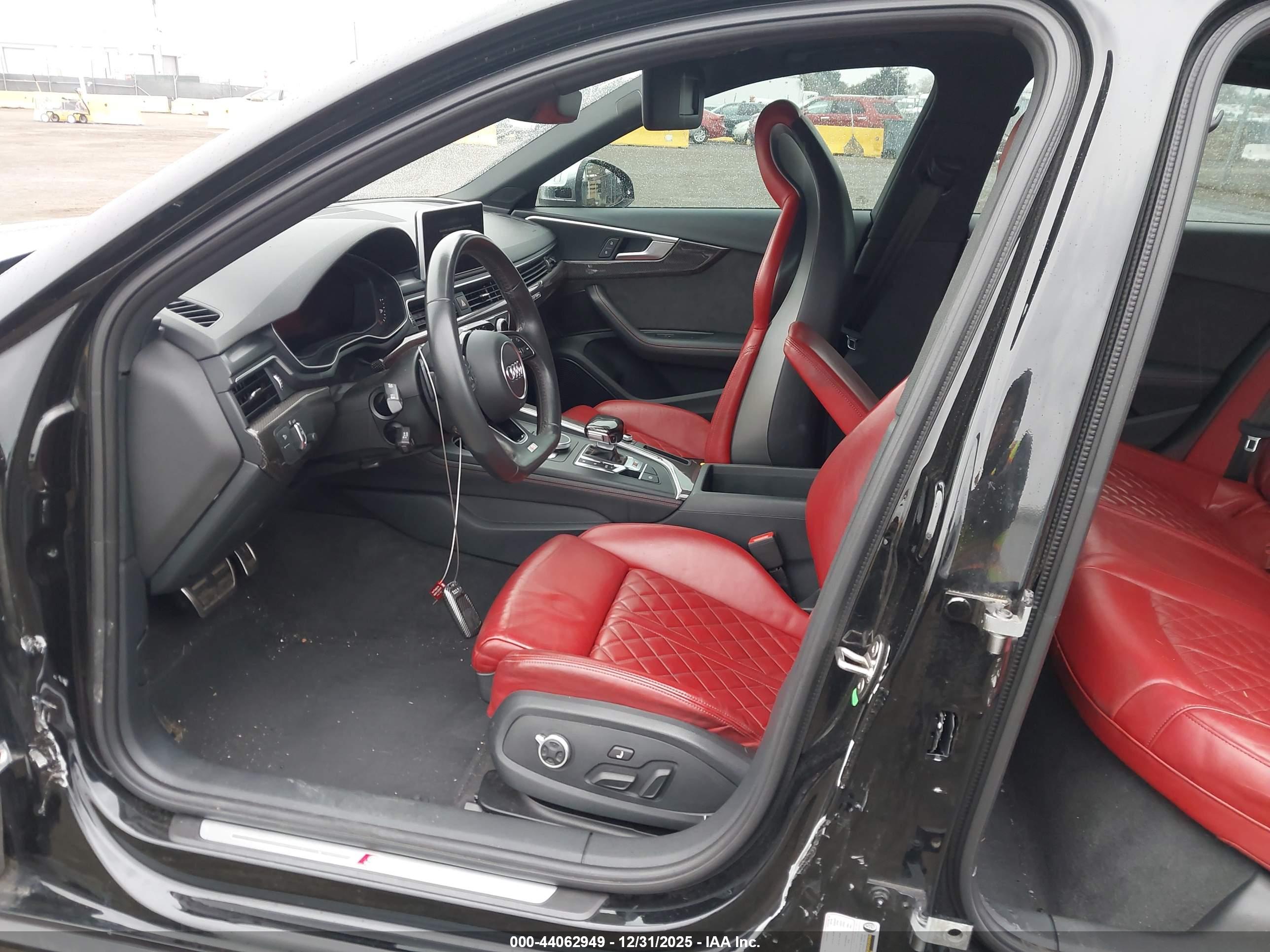 AUDI S4 image 5