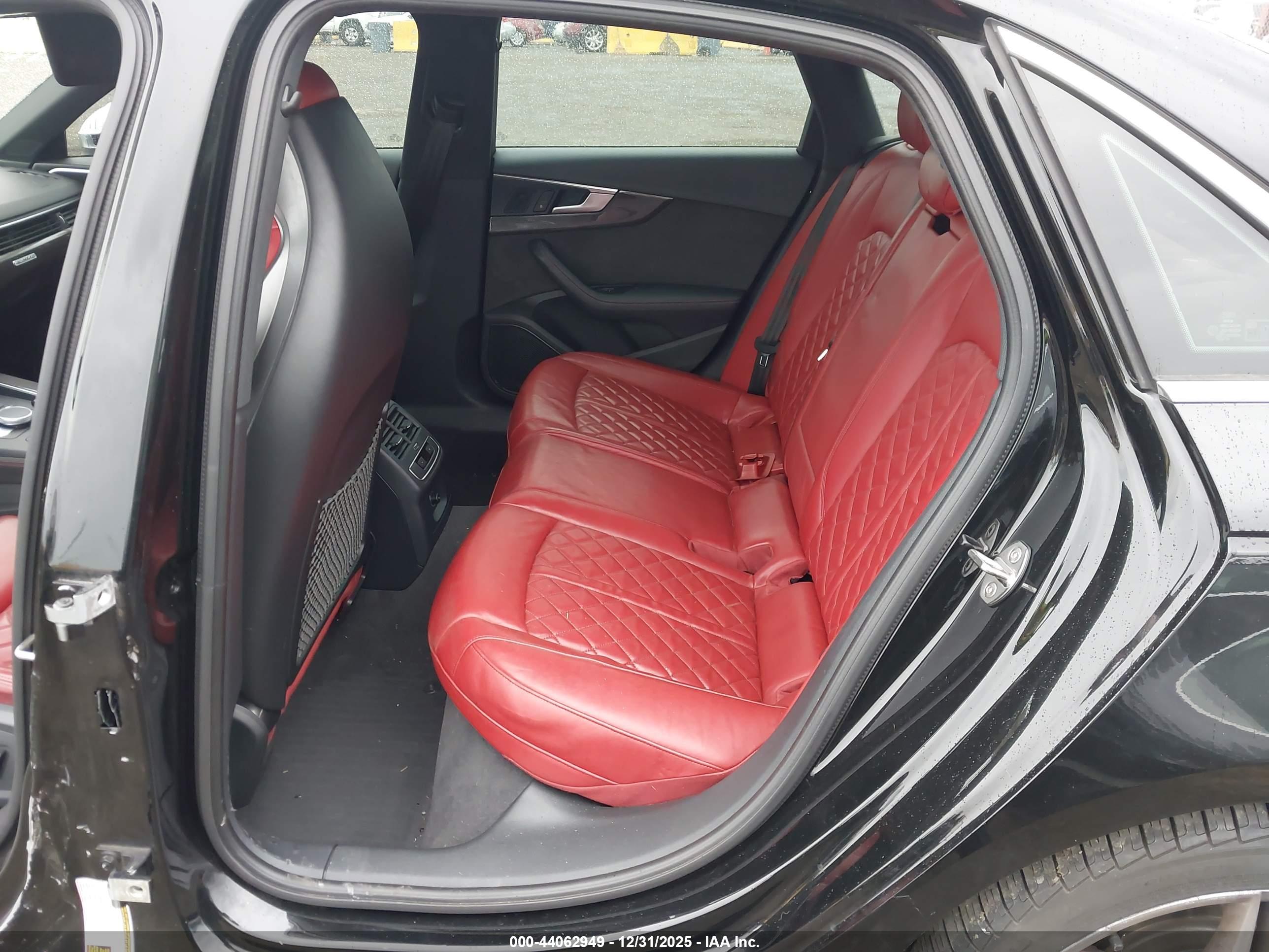 AUDI S4 image 8