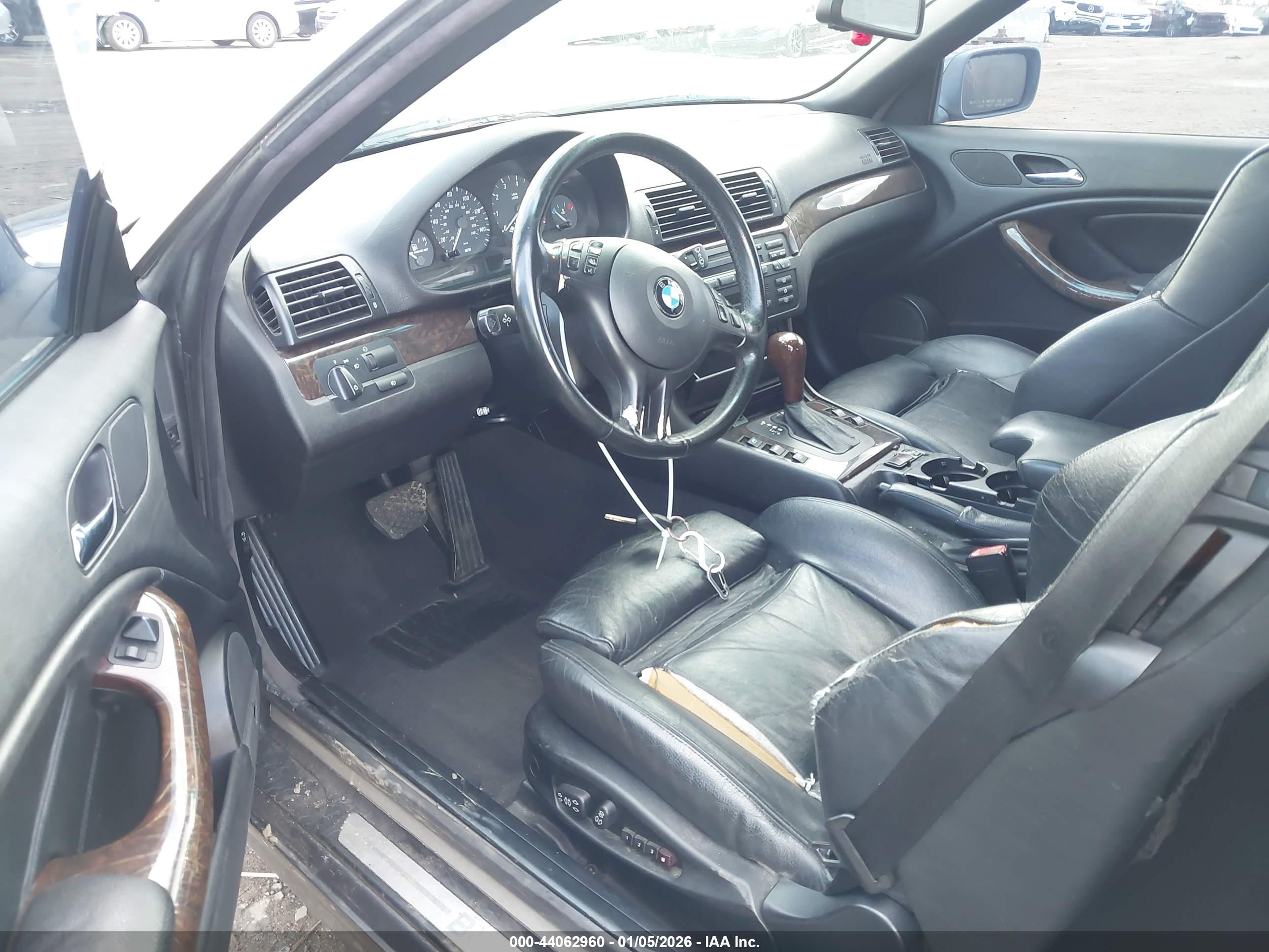 BMW 325CI image 5