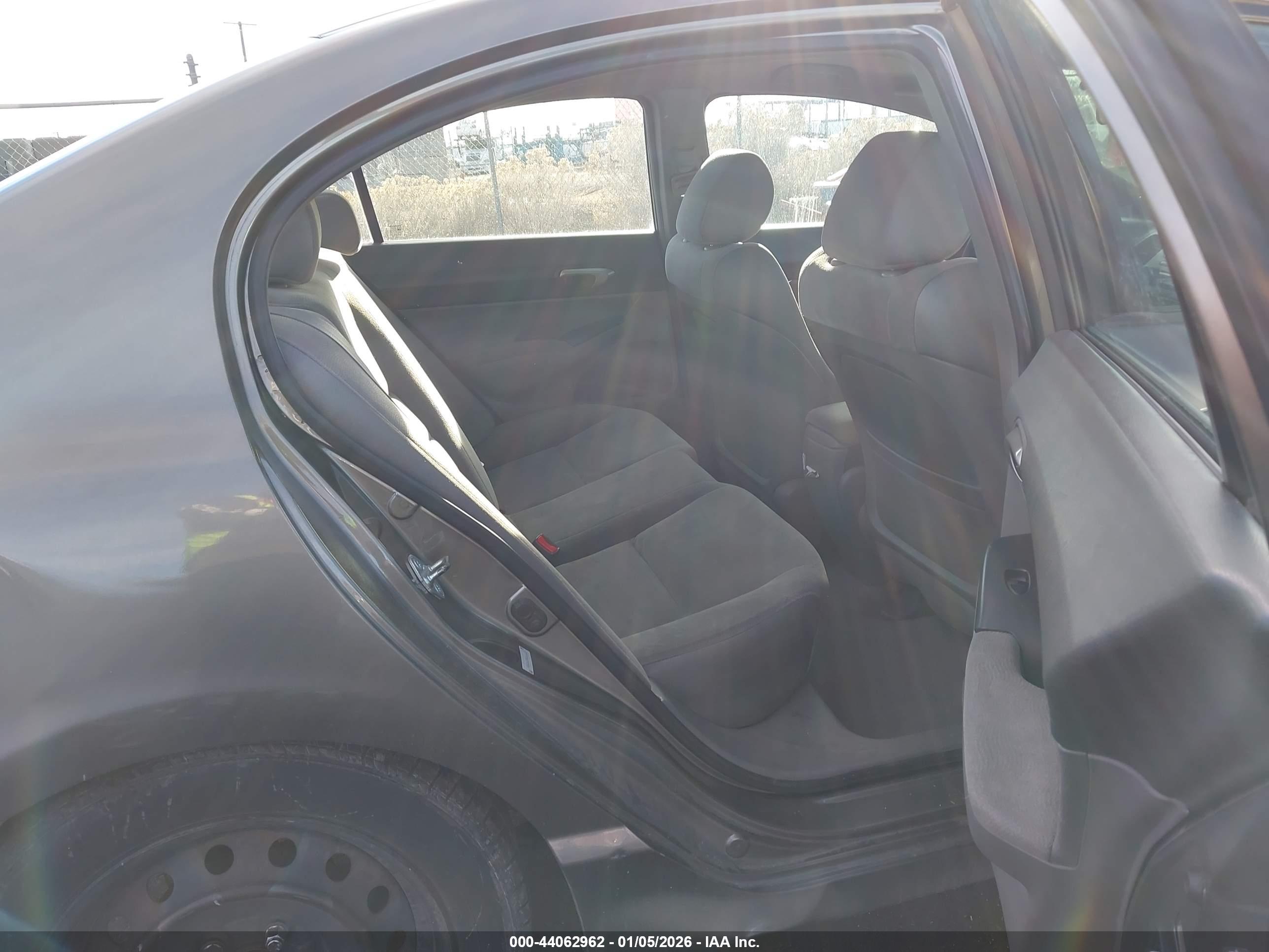 HONDA CIVIC image 8