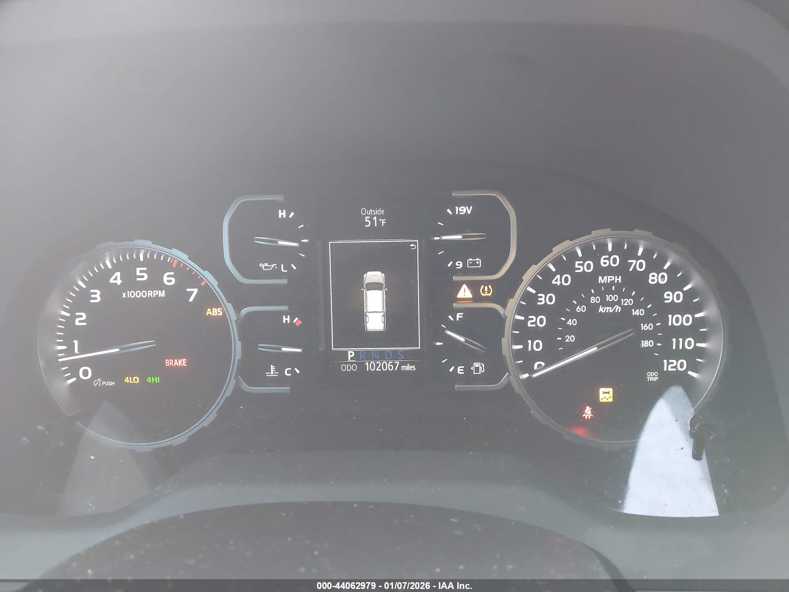 TOYOTA TUNDRA image 7