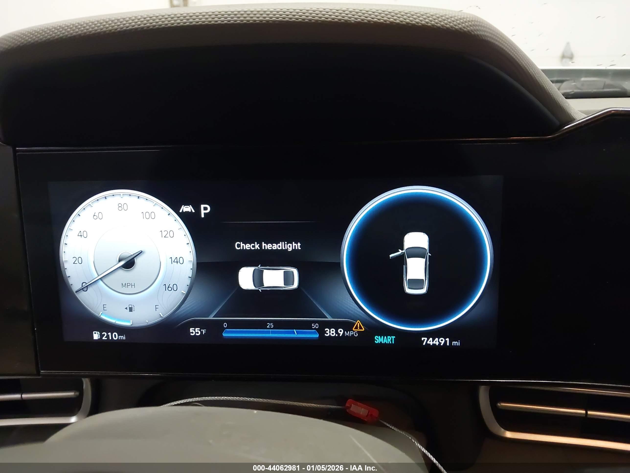 HYUNDAI ELANTRA image 7