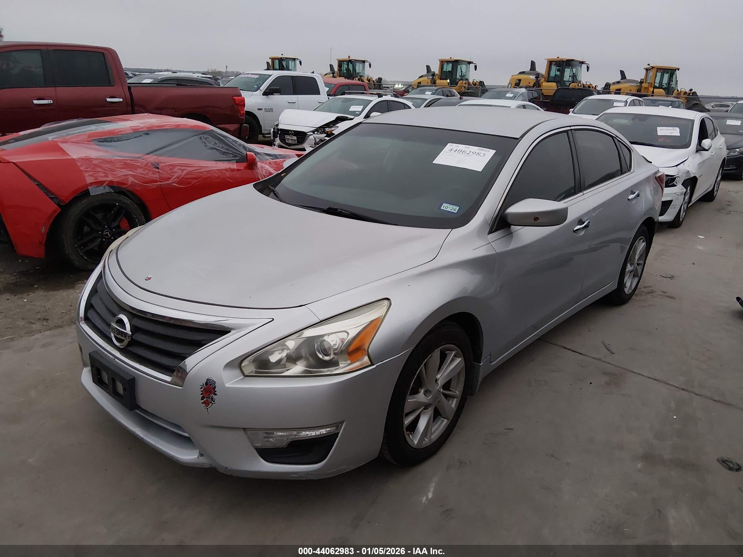 NISSAN ALTIMA image 2