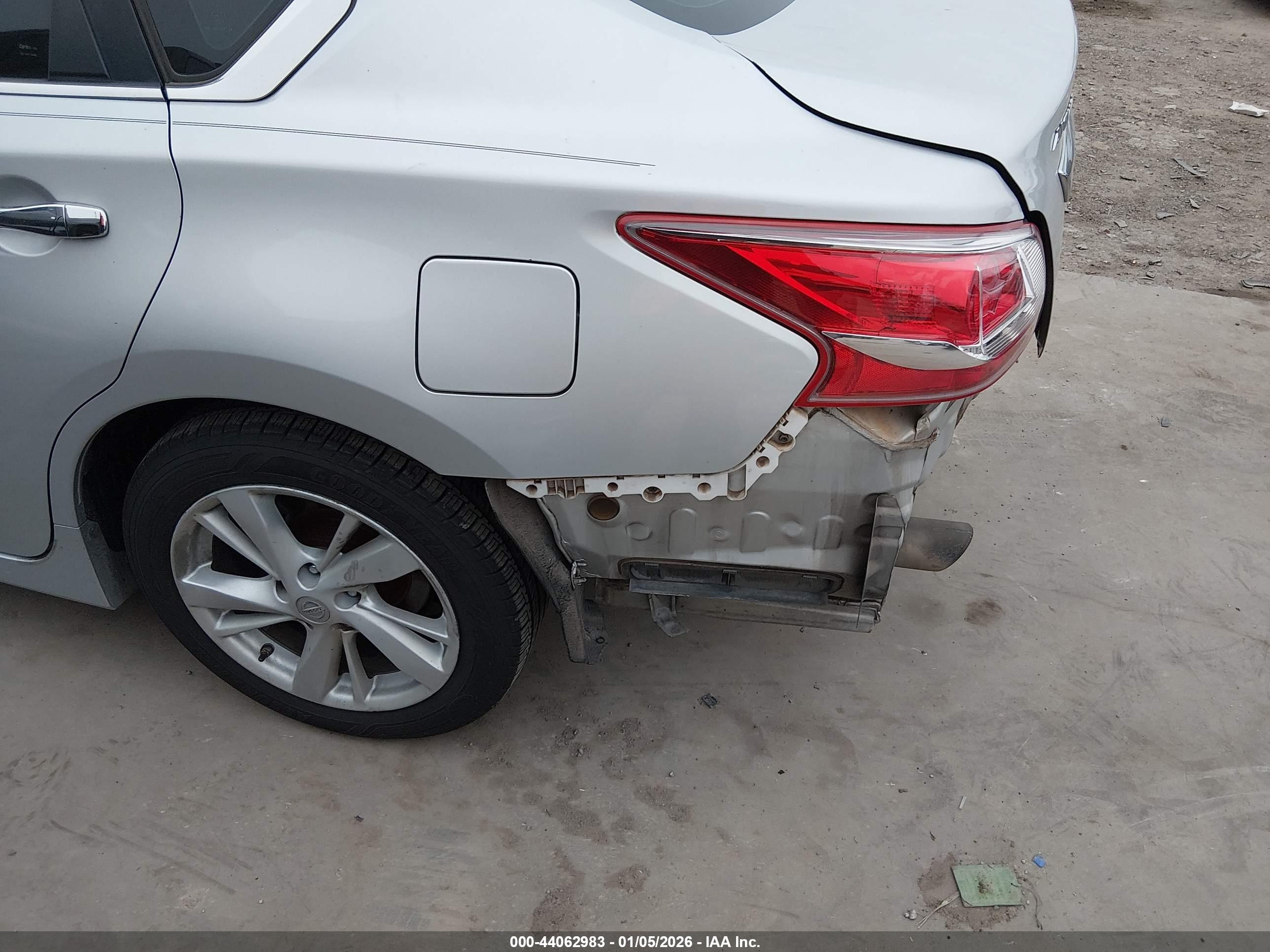 NISSAN ALTIMA image 6