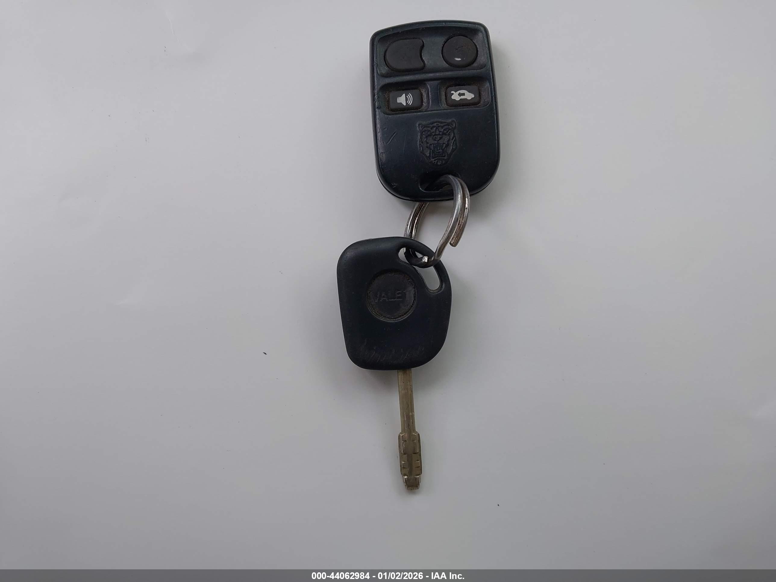 JAGUAR S-TYPE image 11