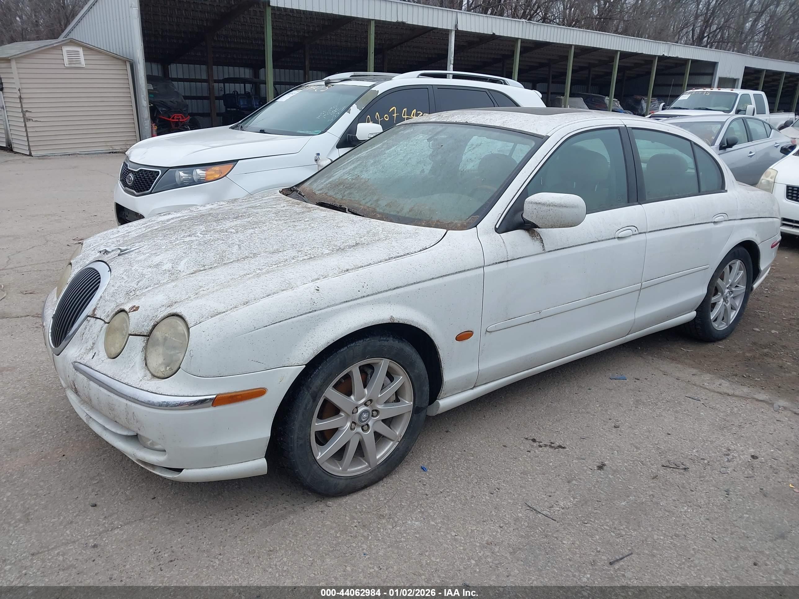 JAGUAR S-TYPE image 2