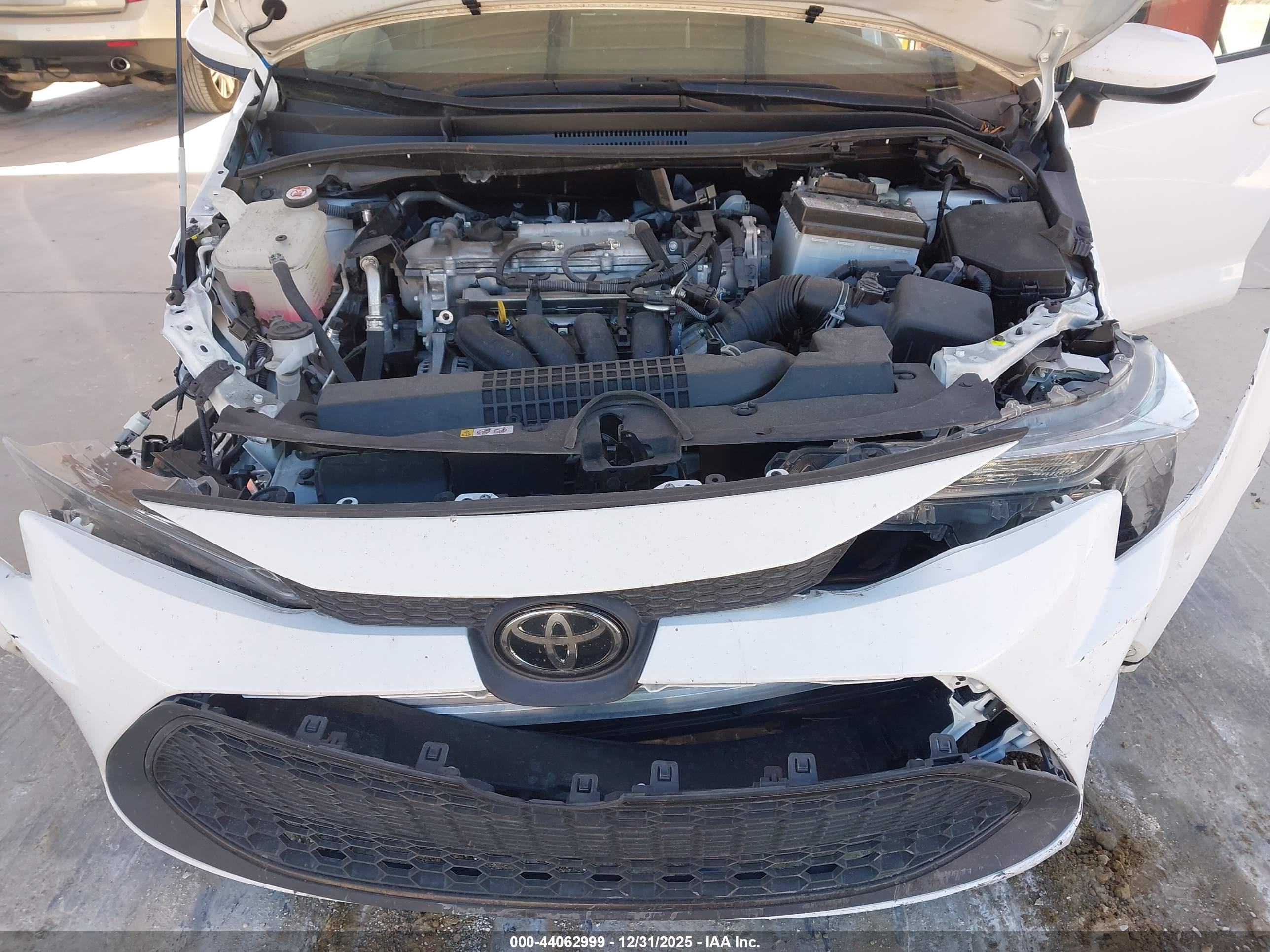 TOYOTA COROLLA image 10