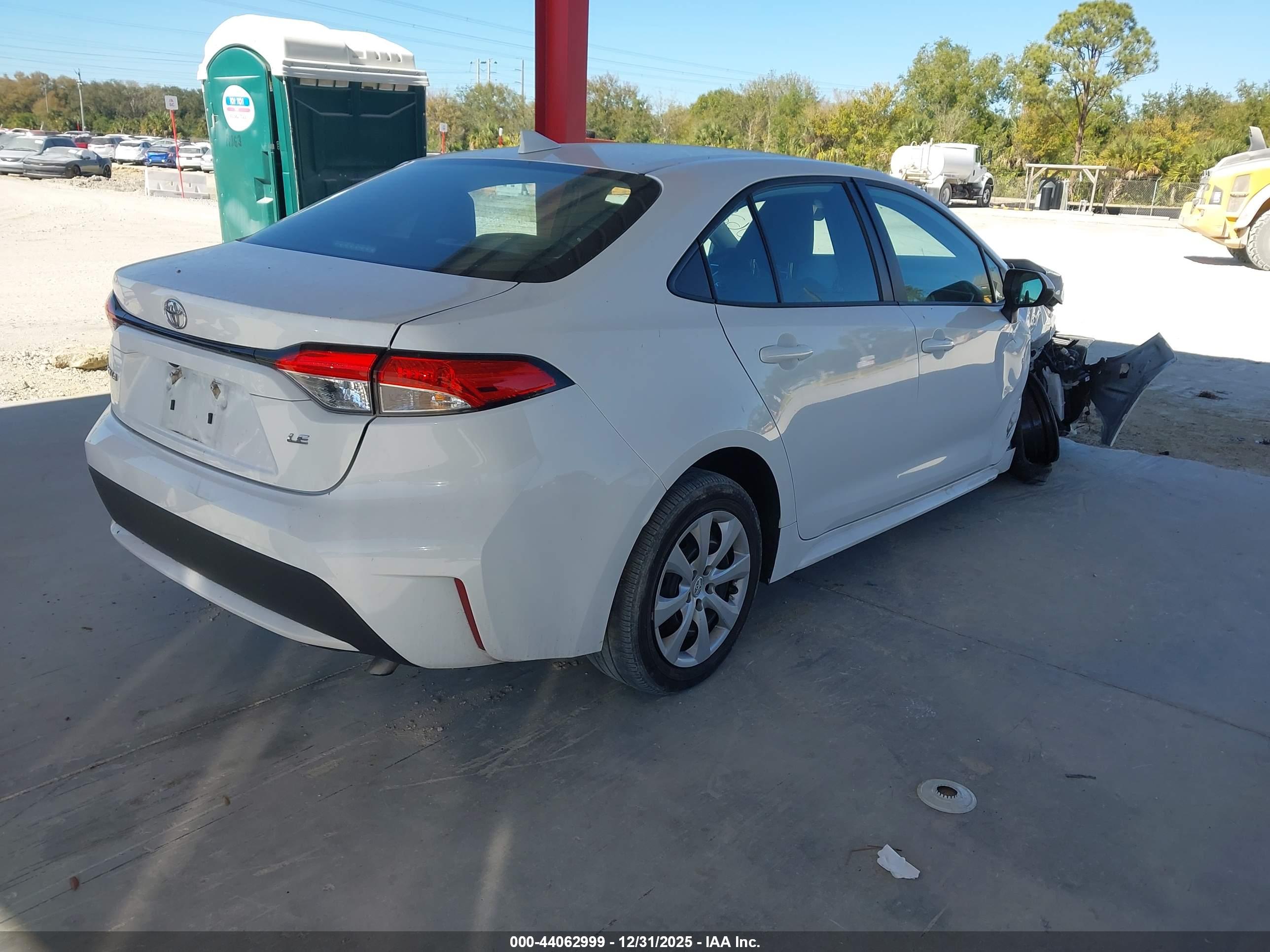 TOYOTA COROLLA image 4