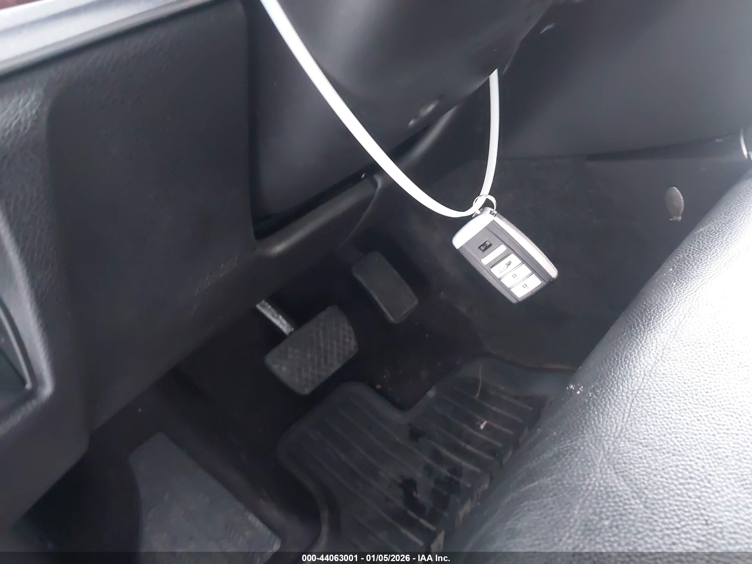ACURA MDX image 11