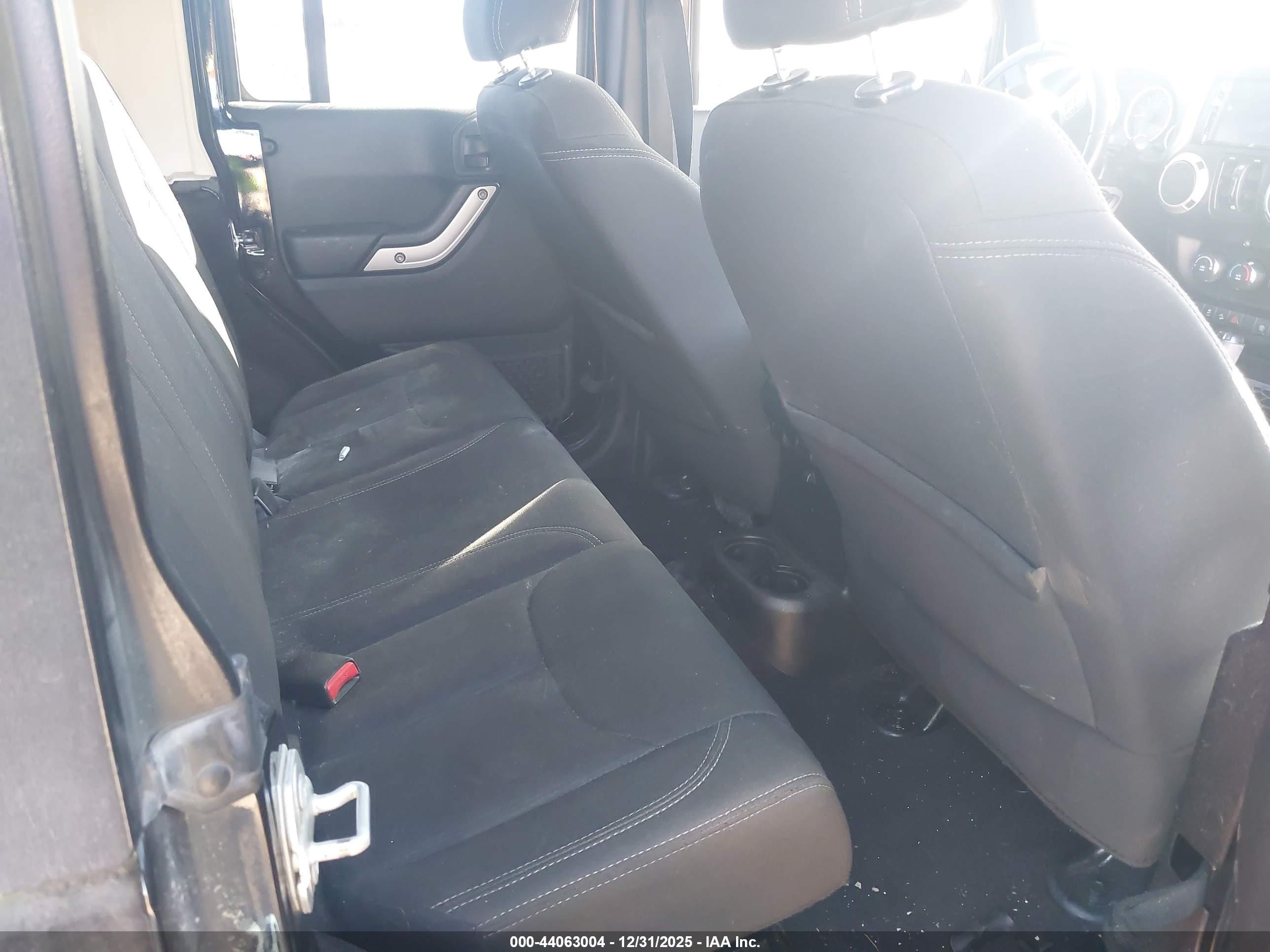 JEEP WRANGLER image 8