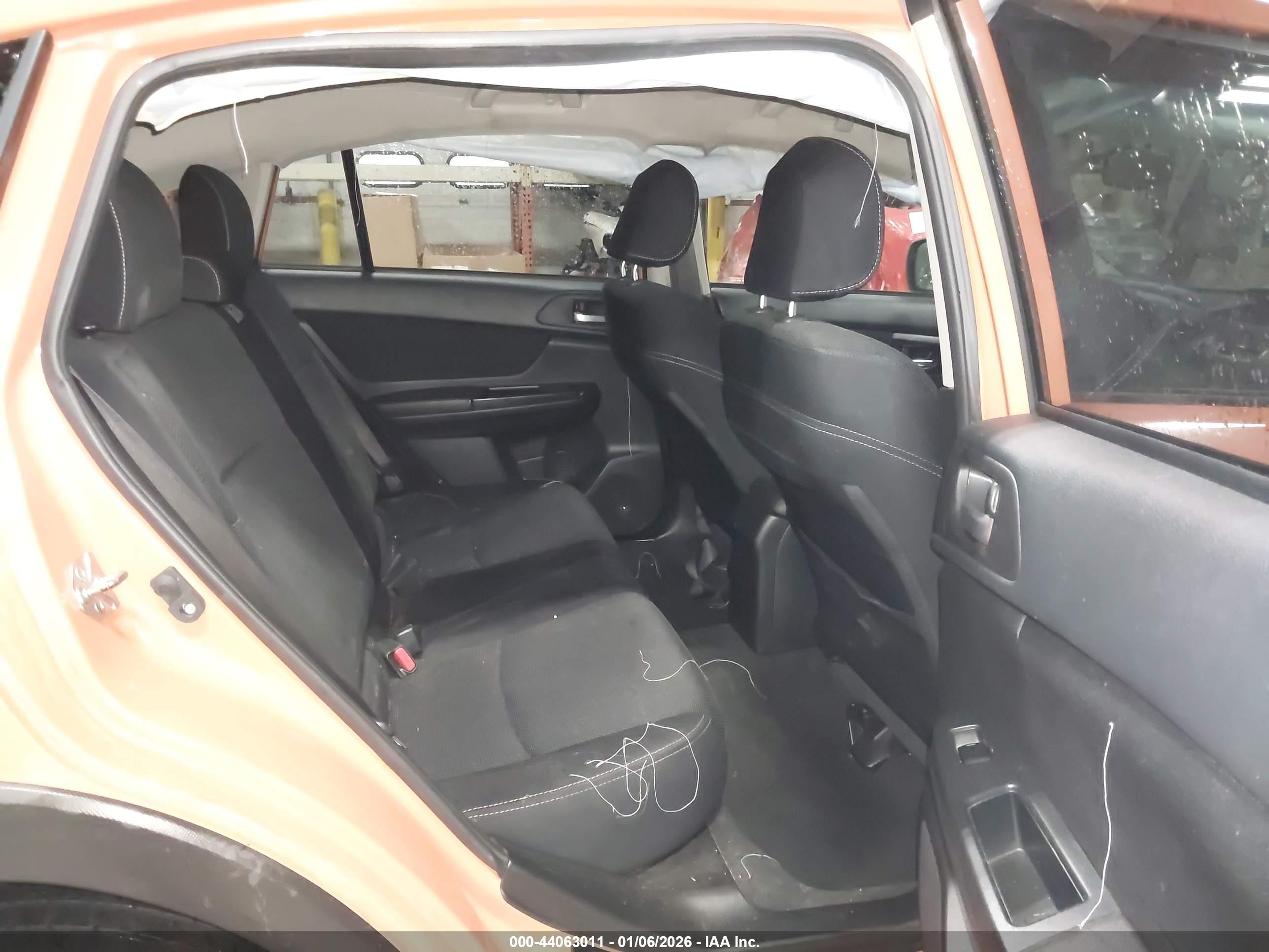 SUBARU XV image 8