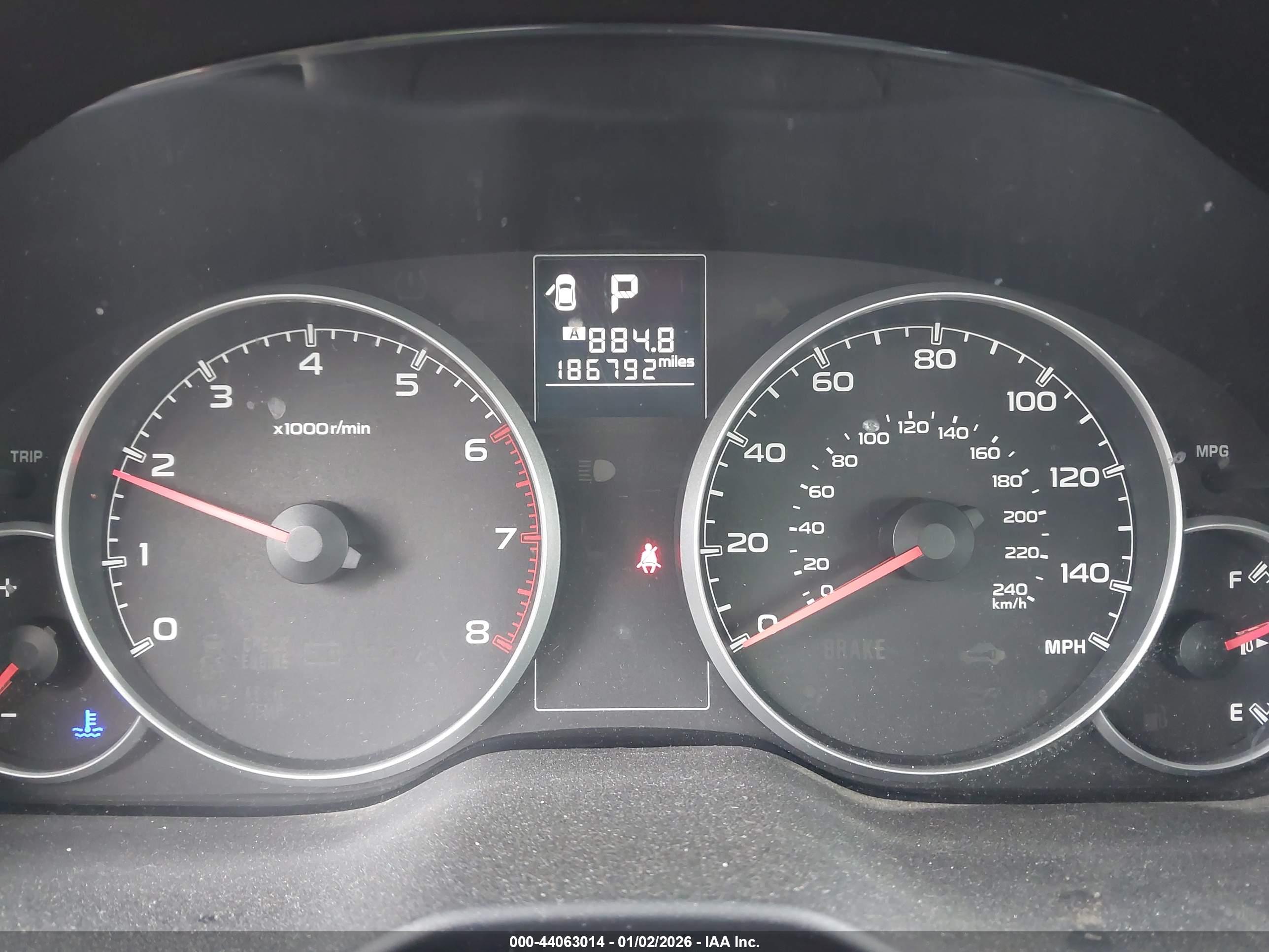 SUBARU OUTBACK image 7