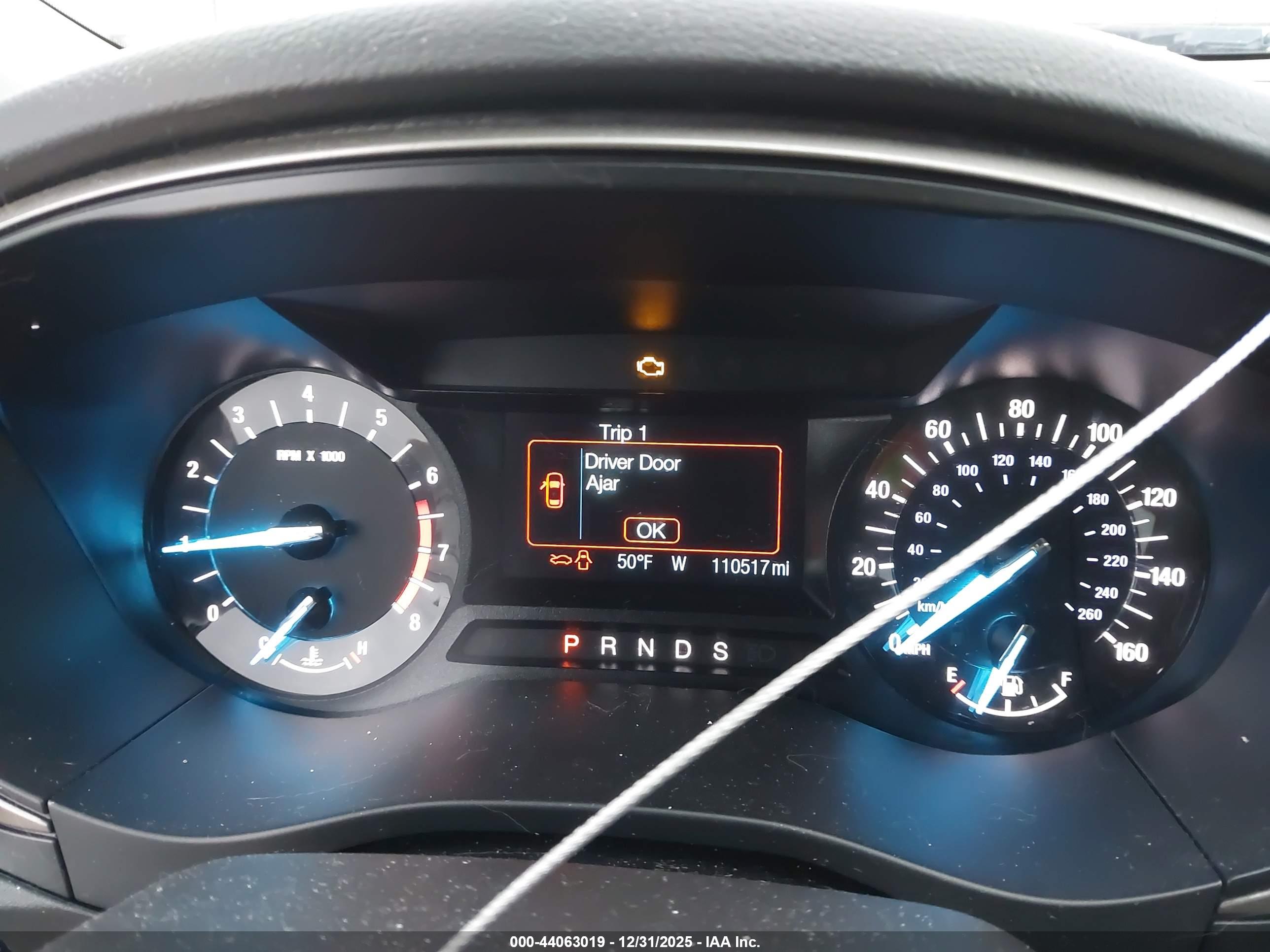 FORD FUSION image 7