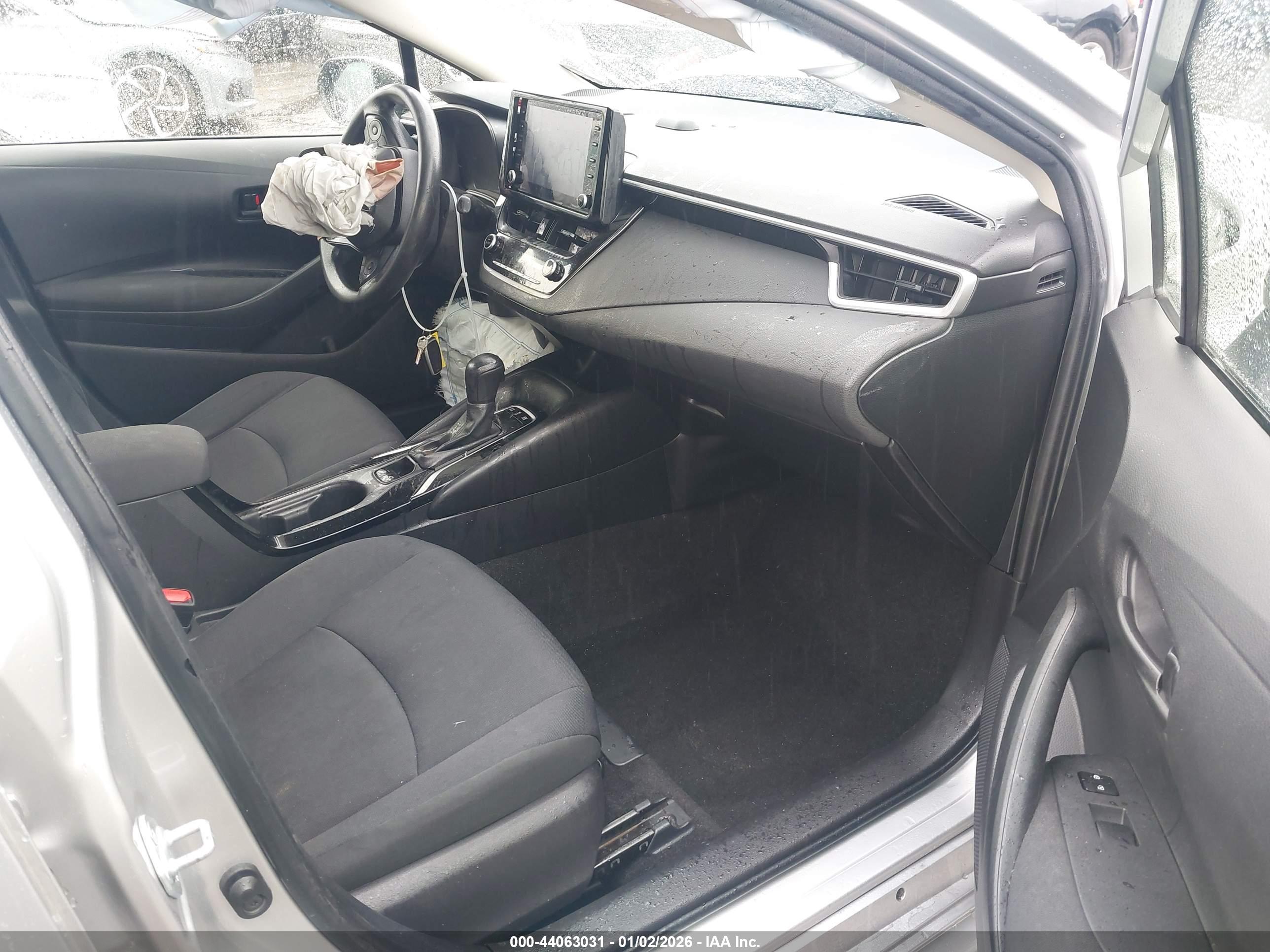 TOYOTA COROLLA image 5
